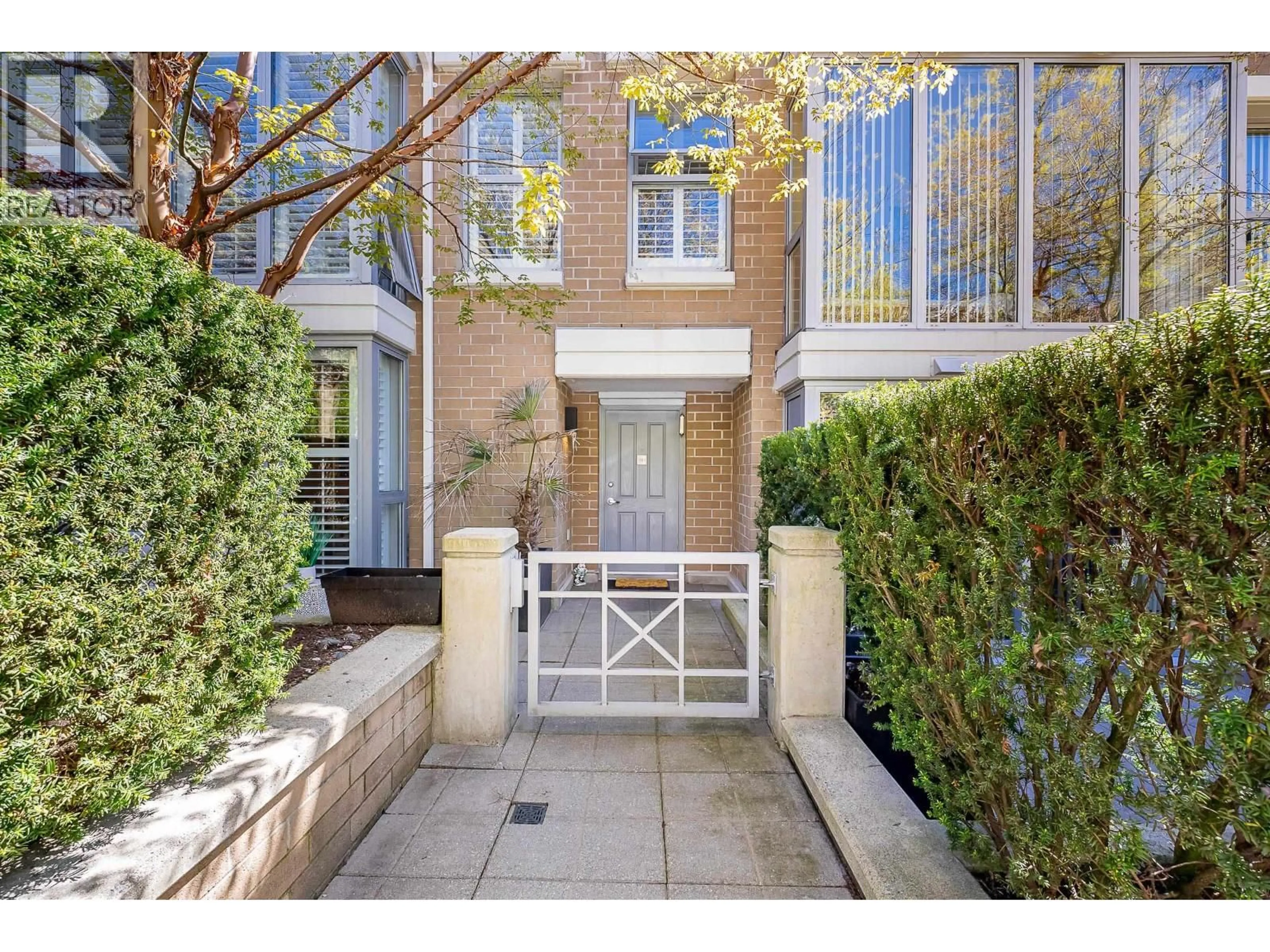 Unknown for 3 - 290 NEWPORT DRIVE, Port Moody British Columbia V3H5N2