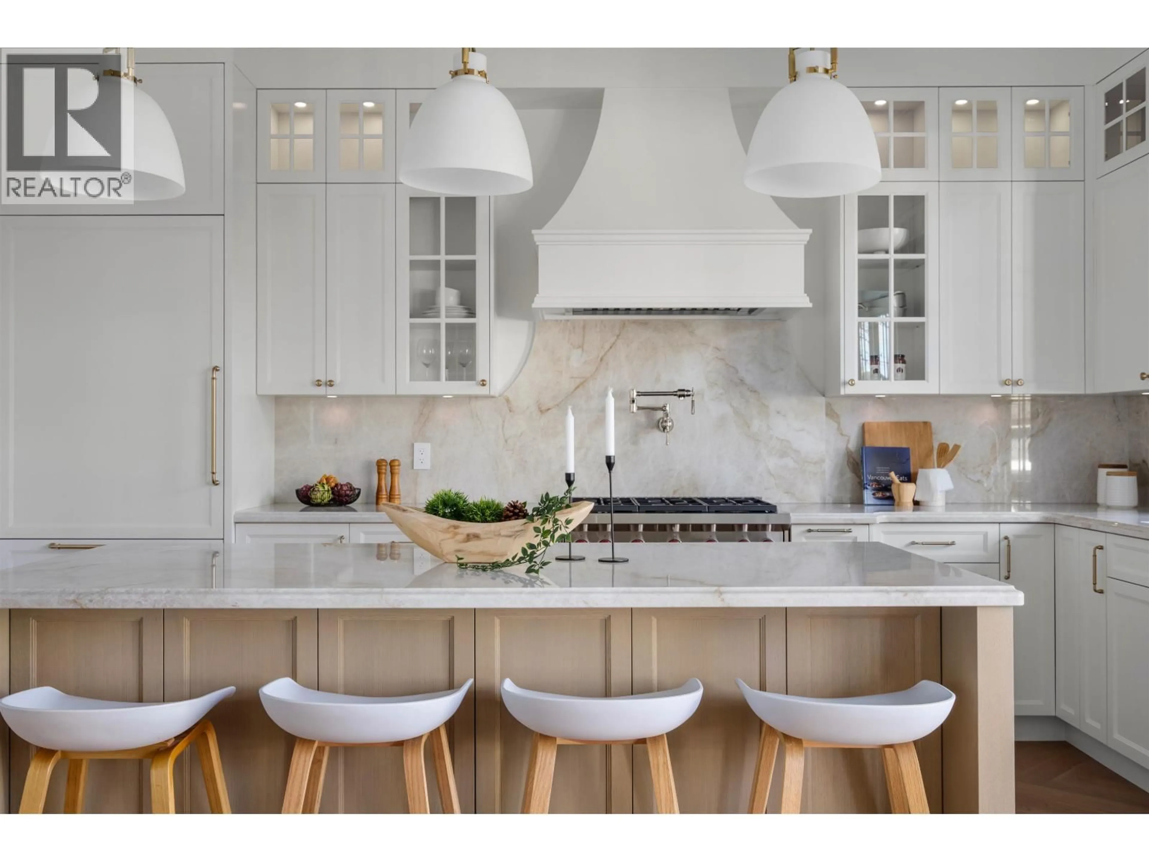 Contemporary kitchen, ceramic/tile floor for 2 - 127 17TH AVENUE, Vancouver British Columbia V5Y1Z7