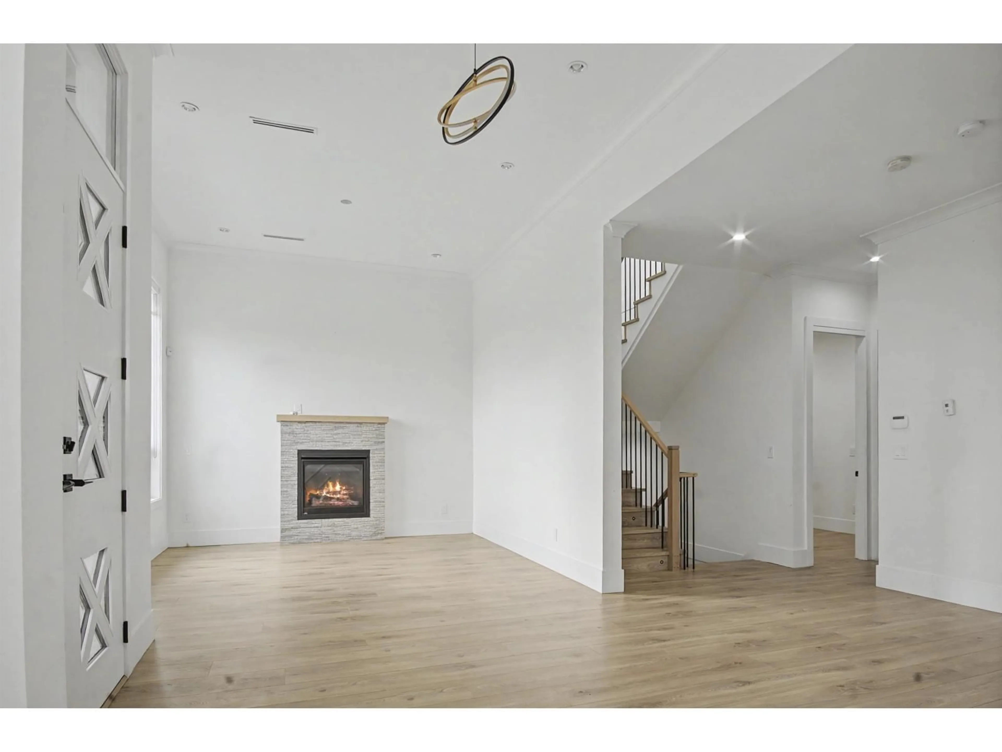 A pic of a room for 16685 15A AVENUE, Surrey British Columbia V3S9X7
