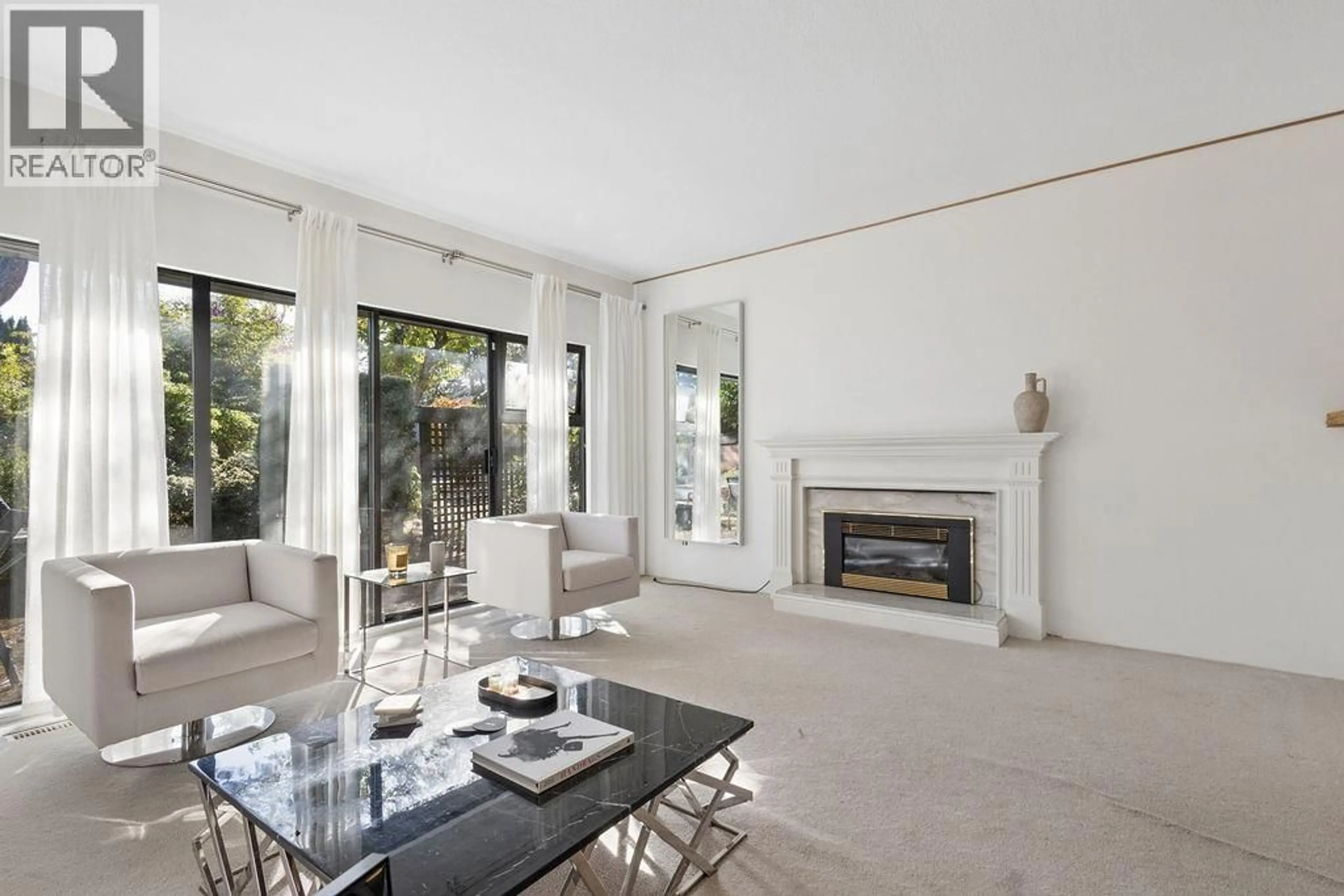 Living room with furniture, unknown for 6566 PINEHURST DRIVE, Vancouver British Columbia V5X4P1
