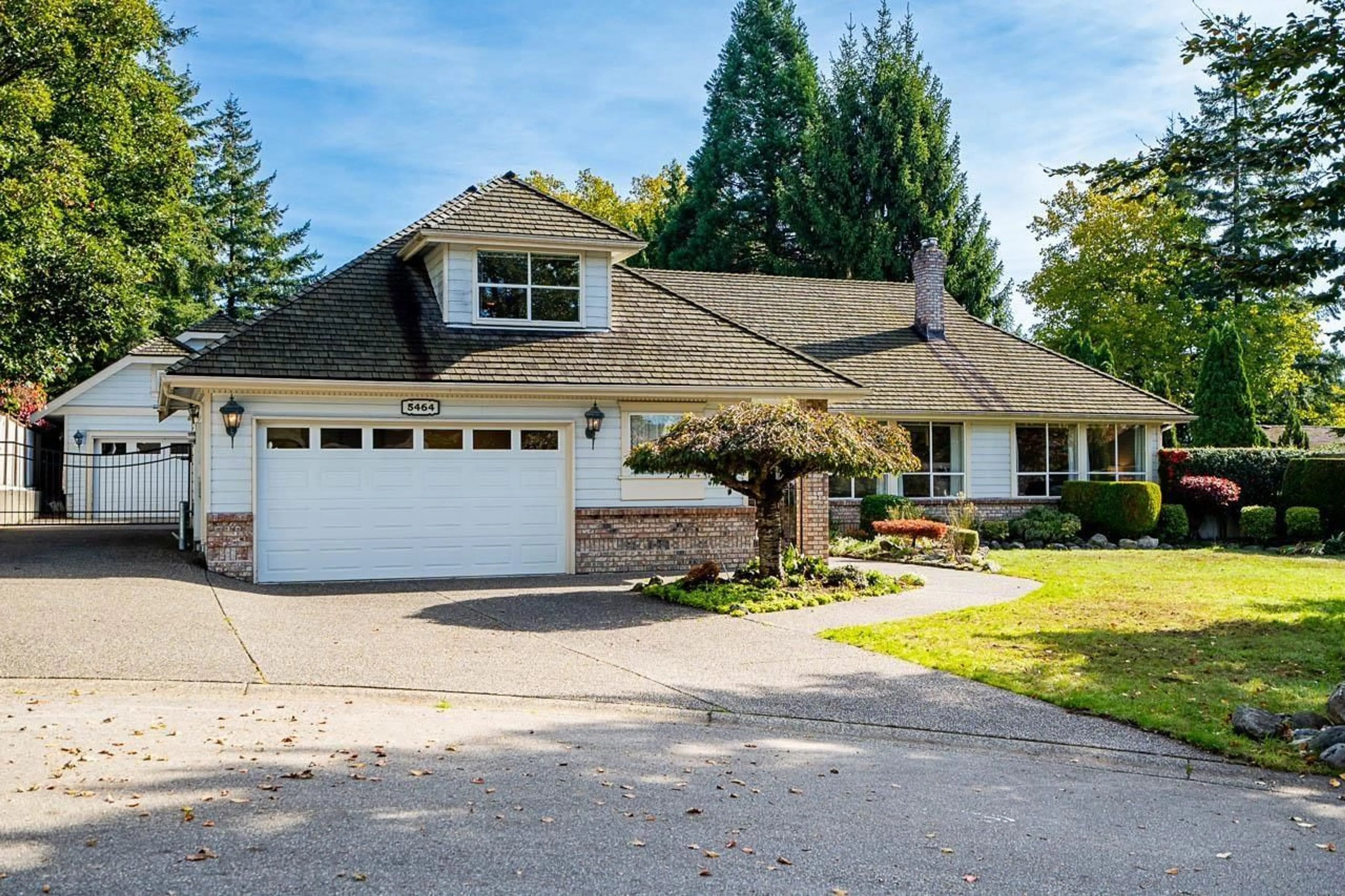 Home with vinyl exterior material, street for 5464 185 STREET, Surrey British Columbia V3S8L9