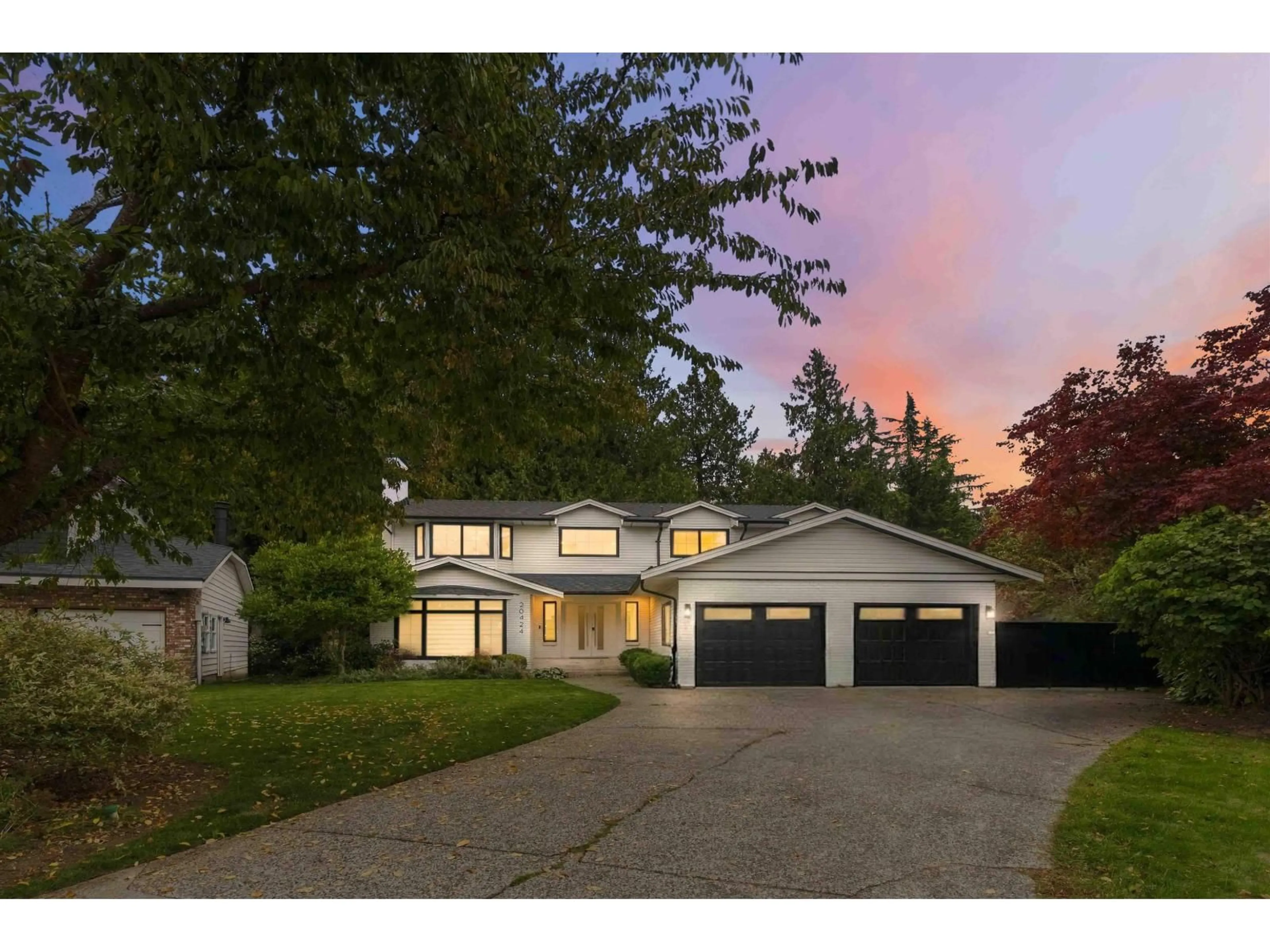 Unknown for 20424 90A AVENUE, Langley British Columbia V1M1A9