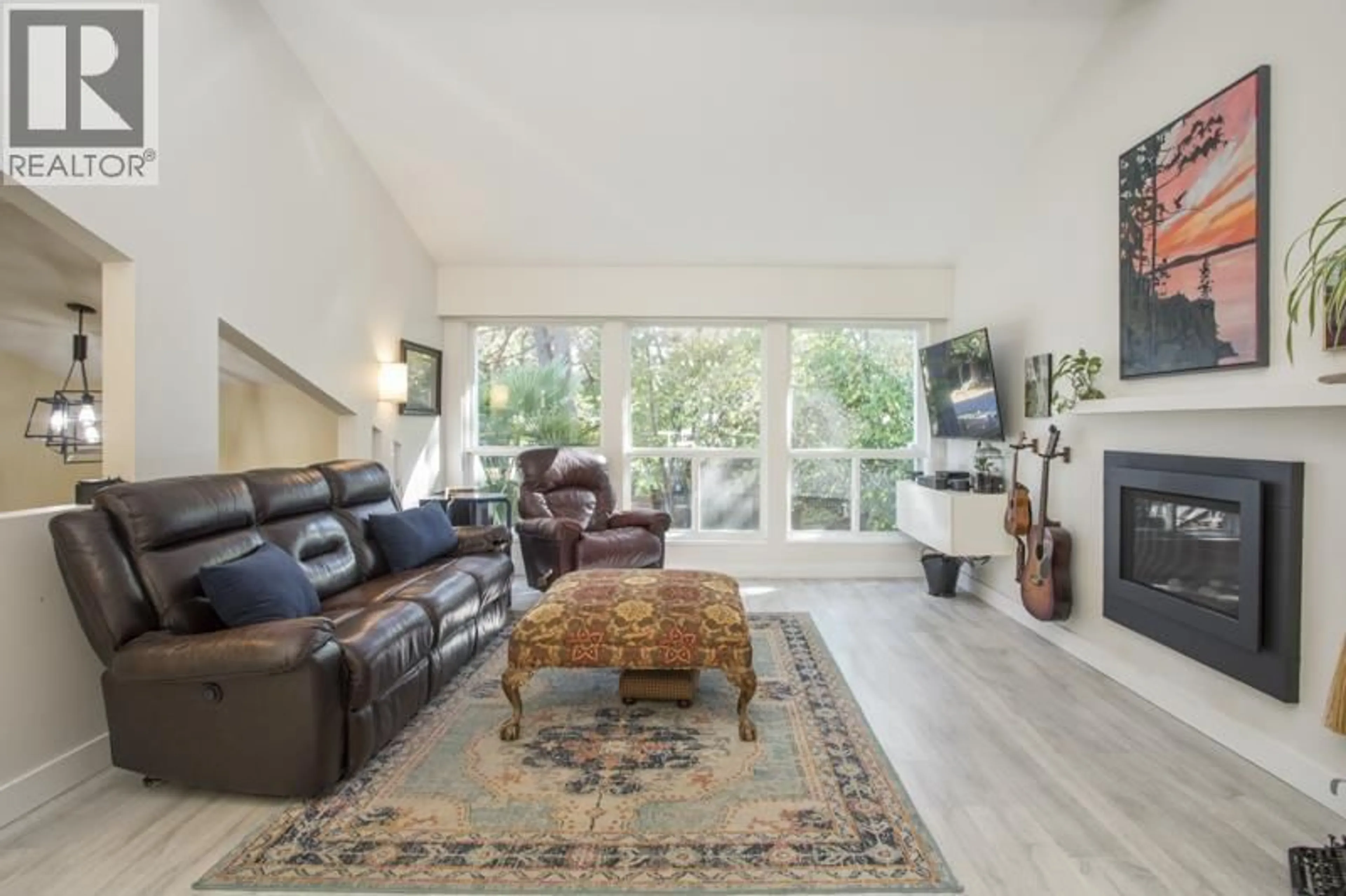 Living room with furniture, unknown for 253 49 STREET, Delta British Columbia V4M3N3