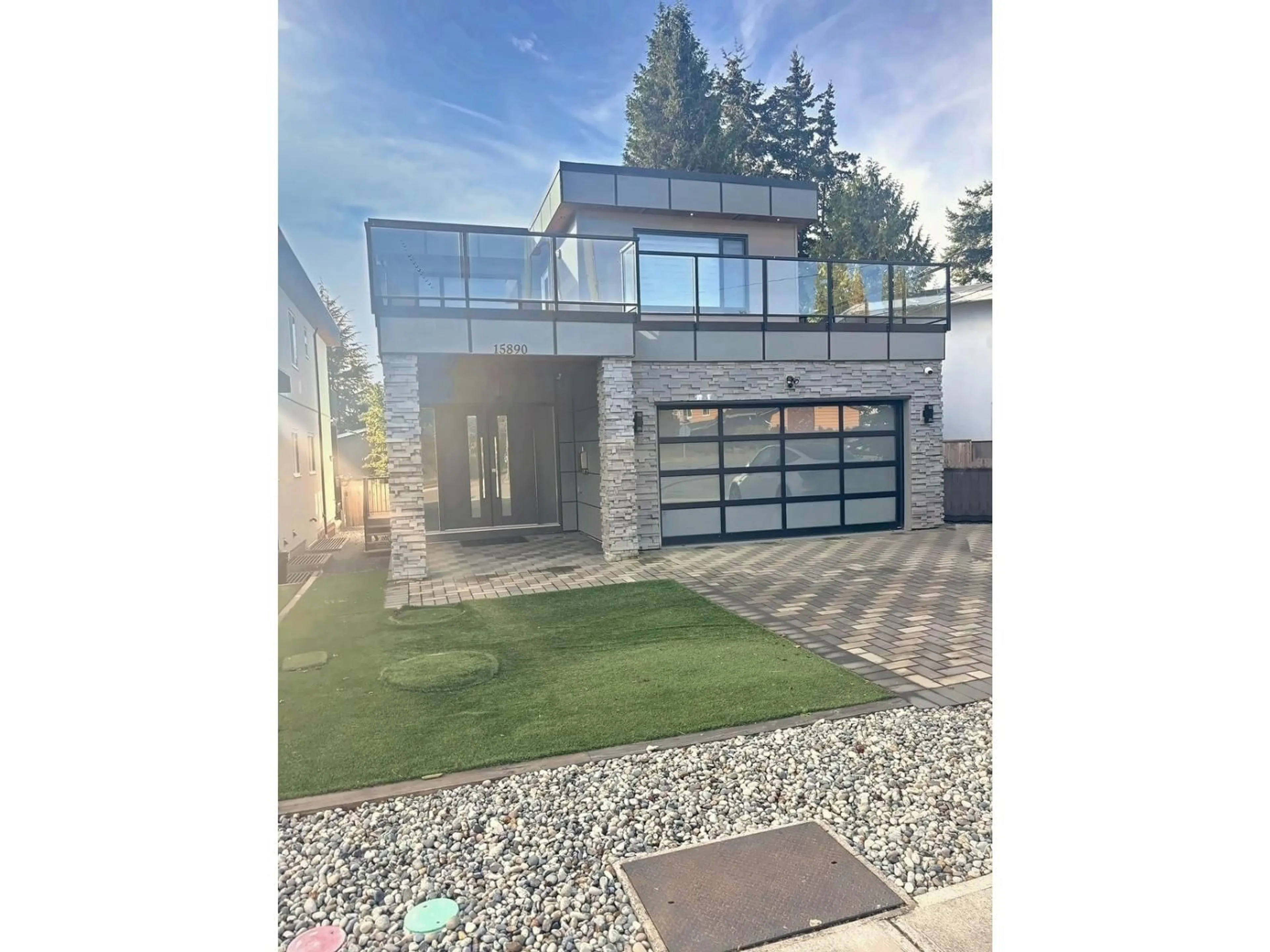 Unknown for 15890 RUSSELL AVENUE, White Rock British Columbia V4B2S4