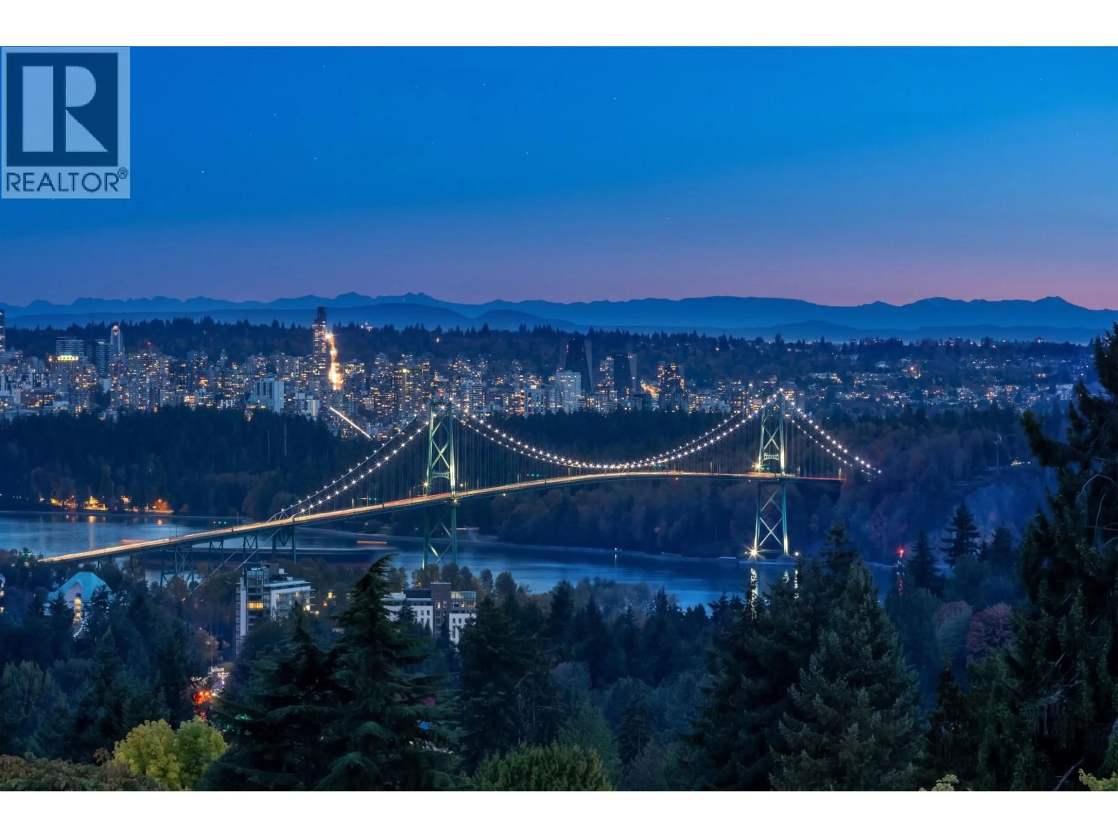 Blurry image for 690 FAIRMILE ROAD, West Vancouver British Columbia V7S1R2