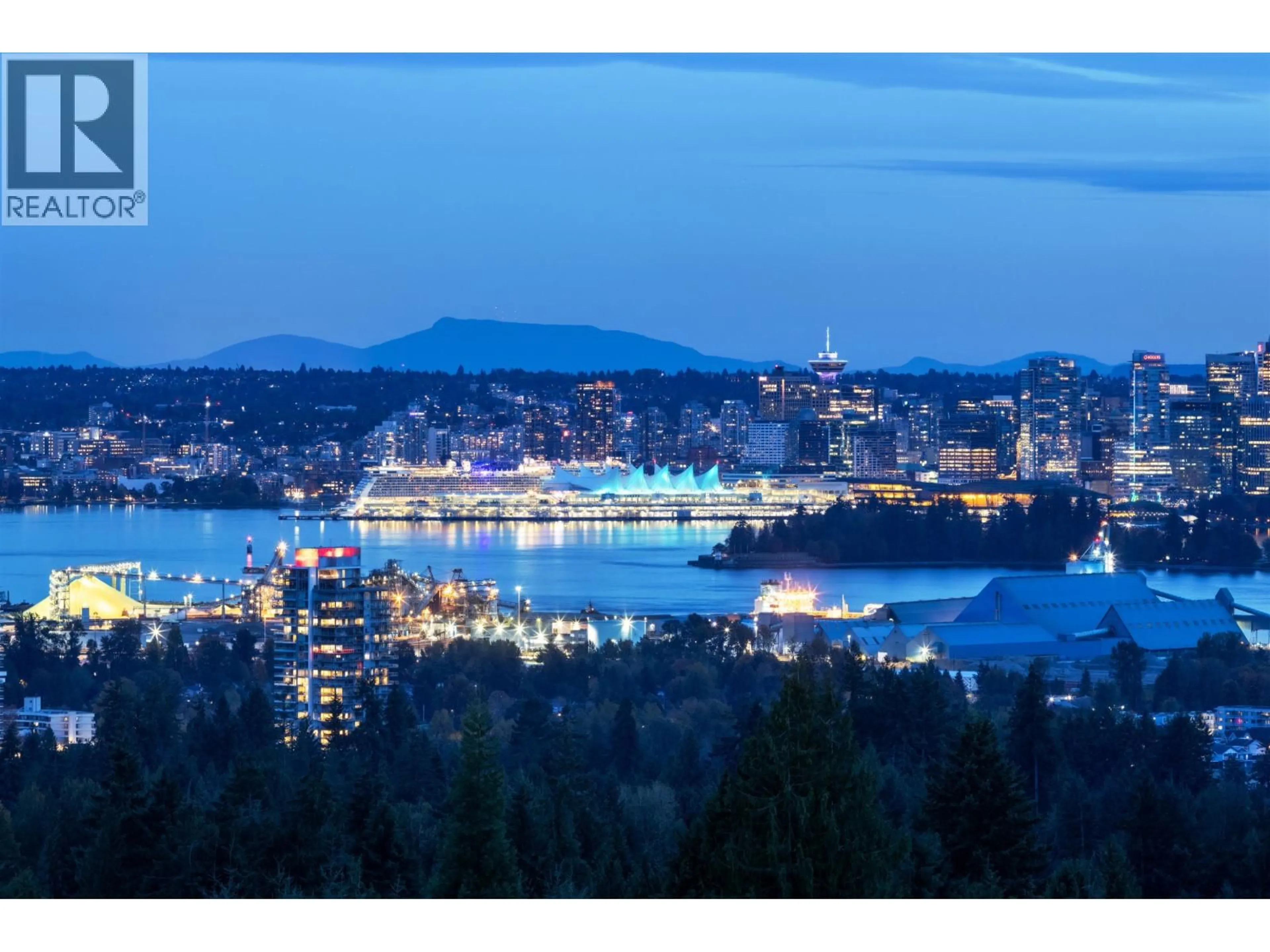 Blurry image for 690 FAIRMILE ROAD, West Vancouver British Columbia V7S1R2