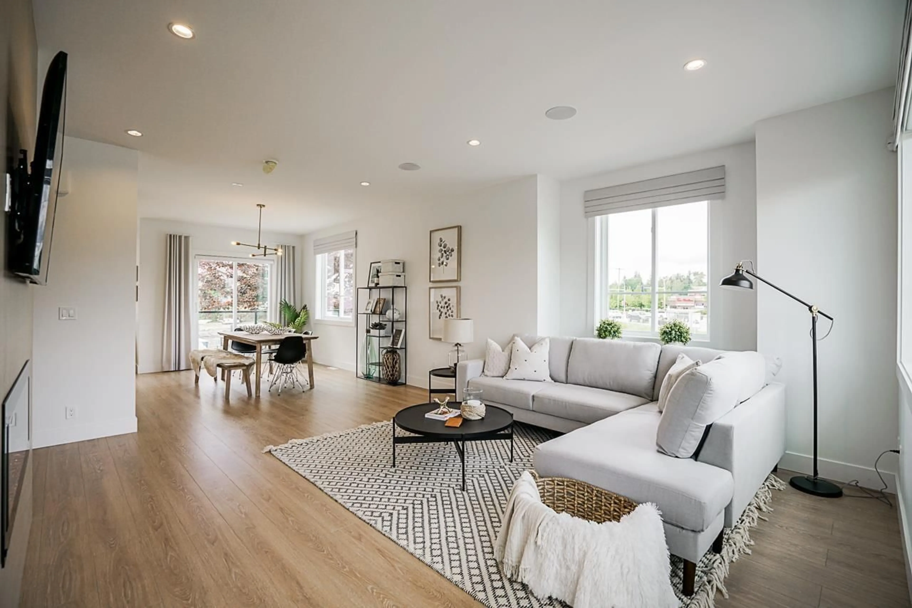 Living room with furniture, unknown for 29 - 8140 166 STREET, Surrey British Columbia V4N6W1