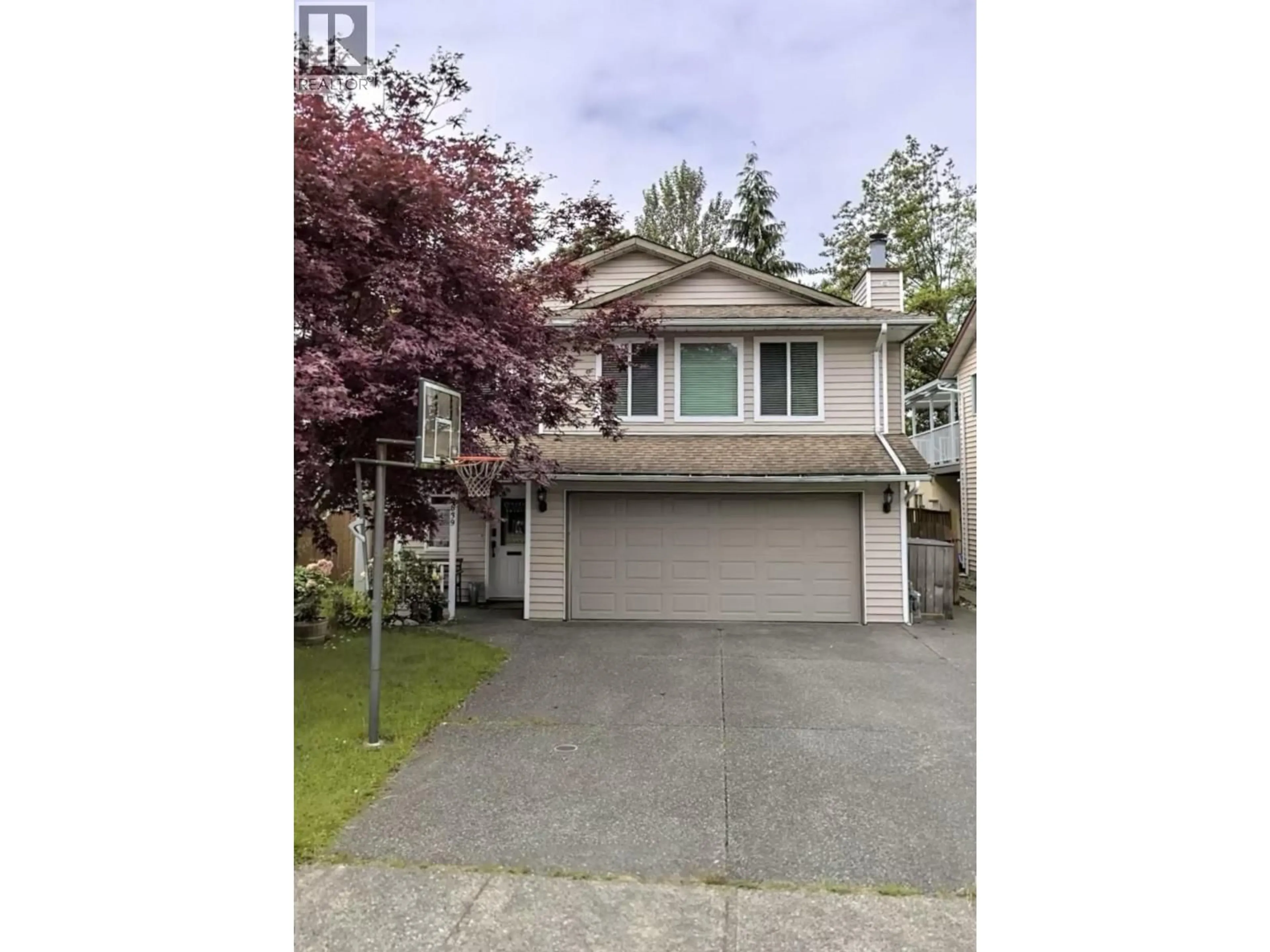 Home with vinyl exterior material, street for 2839 MCCOOMB DRIVE, Coquitlam British Columbia V3B6L2