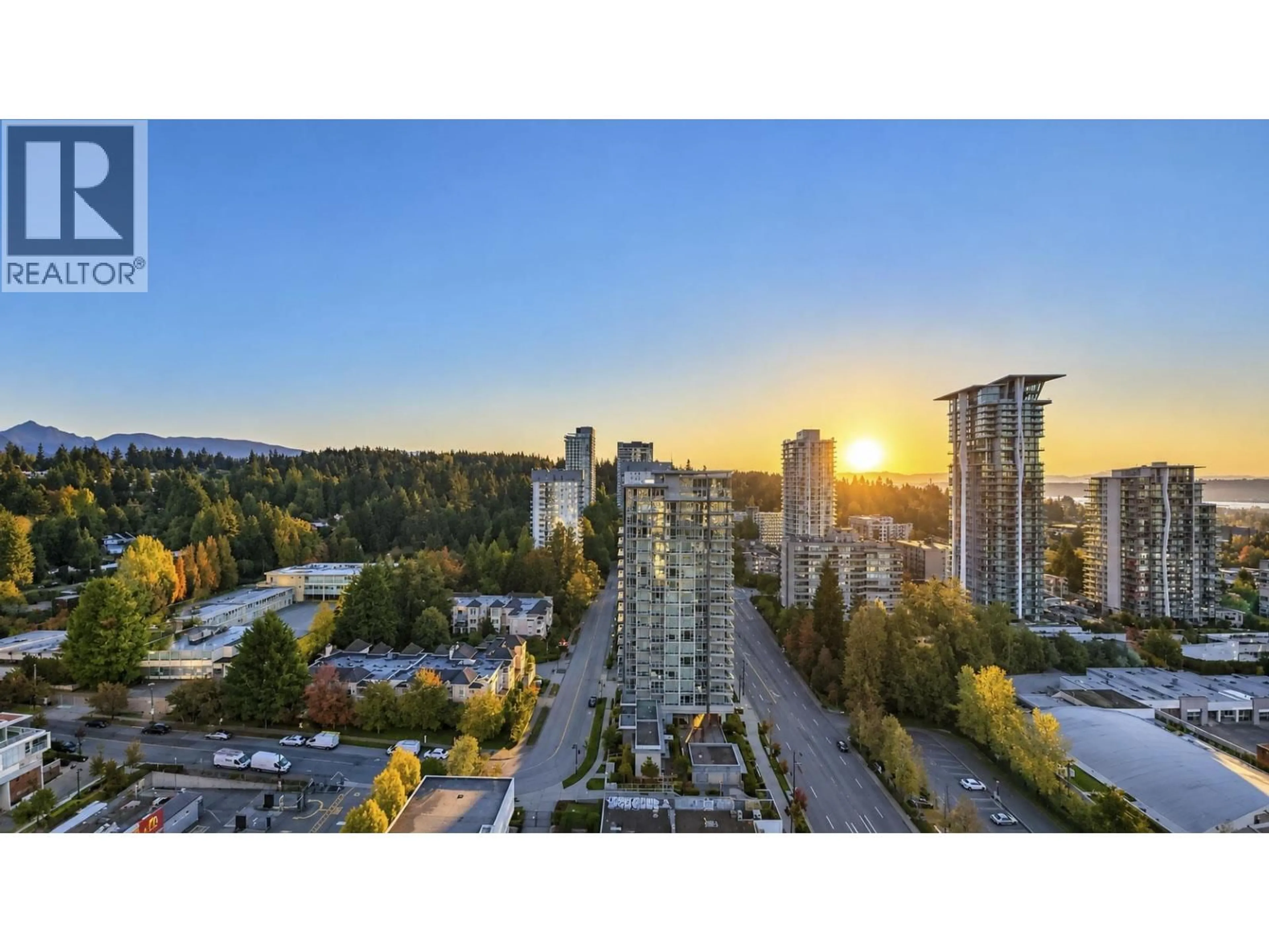 A pic from outside/outdoor area/front of a property/back of a property/a pic from drone, city buildings view from balcony for 1805 - 3888 EVERGREEN PLACE, Burnaby British Columbia V3J0M3