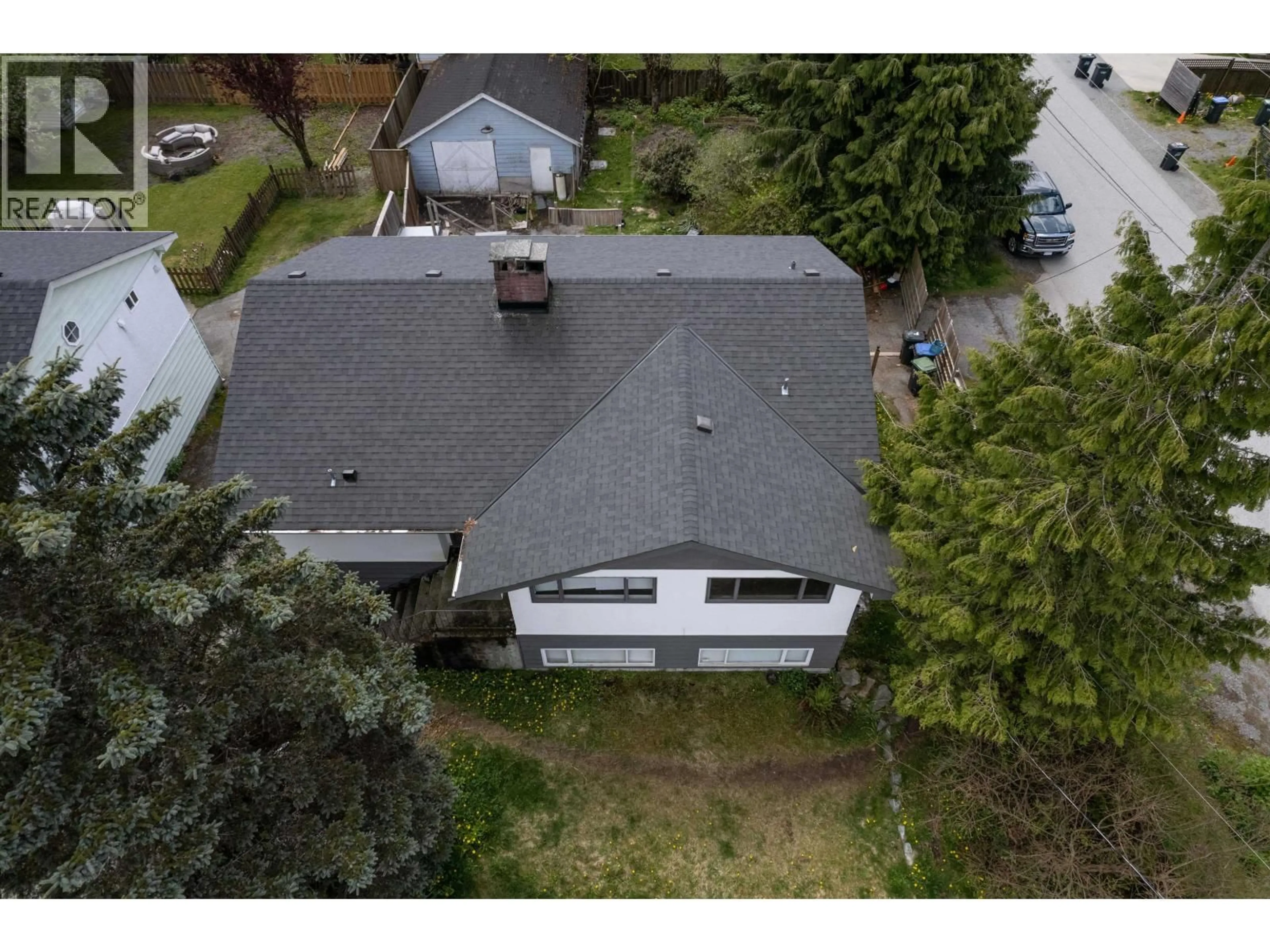 A pic from outside/outdoor area/front of a property/back of a property/a pic from drone, street for 1600 DEPOT ROAD, Squamish British Columbia V0N1H0
