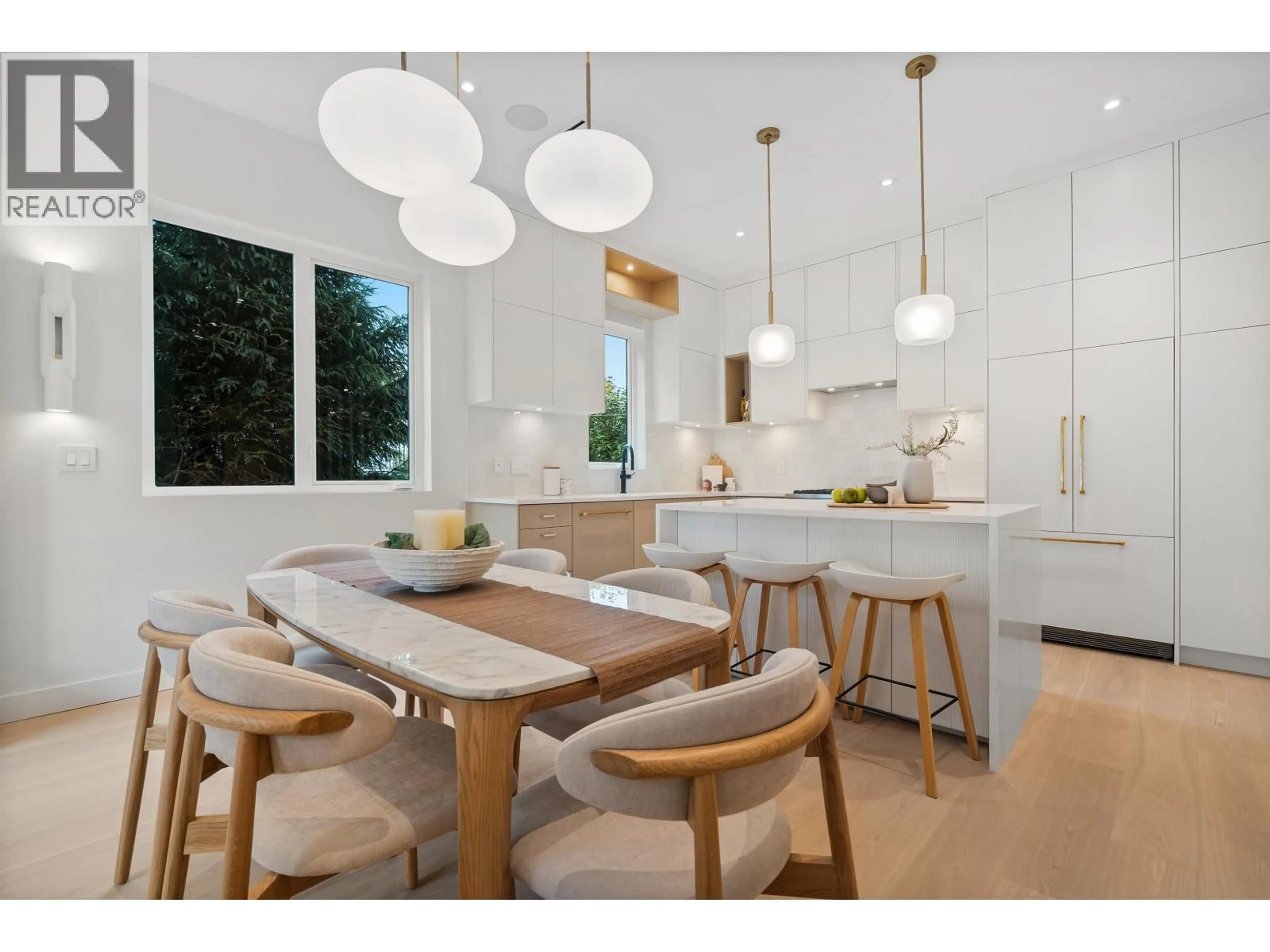 Contemporary kitchen, unknown for 1 - 1060 STRATFORD AVENUE, Burnaby British Columbia V5B3X8