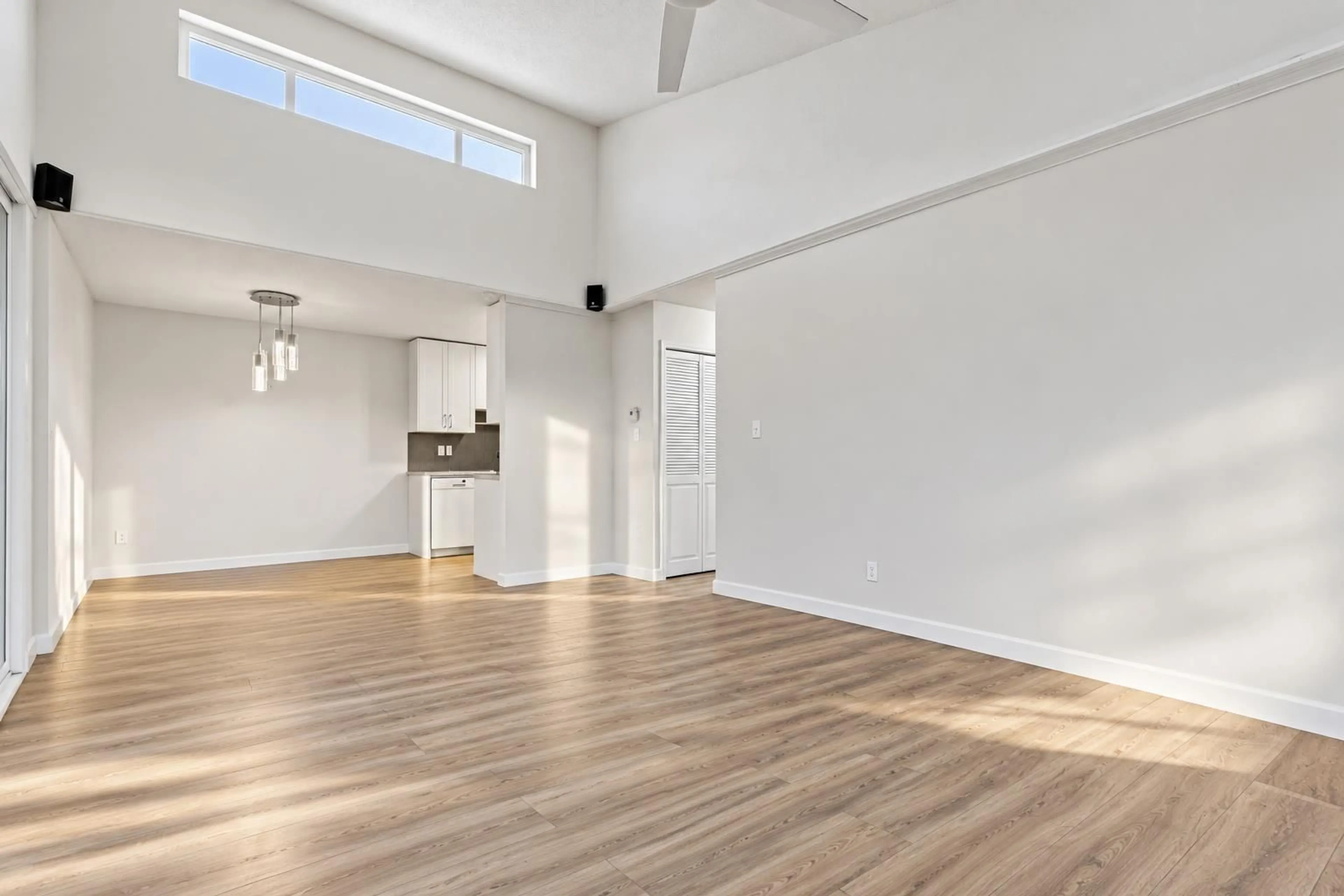 A pic of a room for 355 - 2821 TIMS STREET, Abbotsford British Columbia V2T4B1