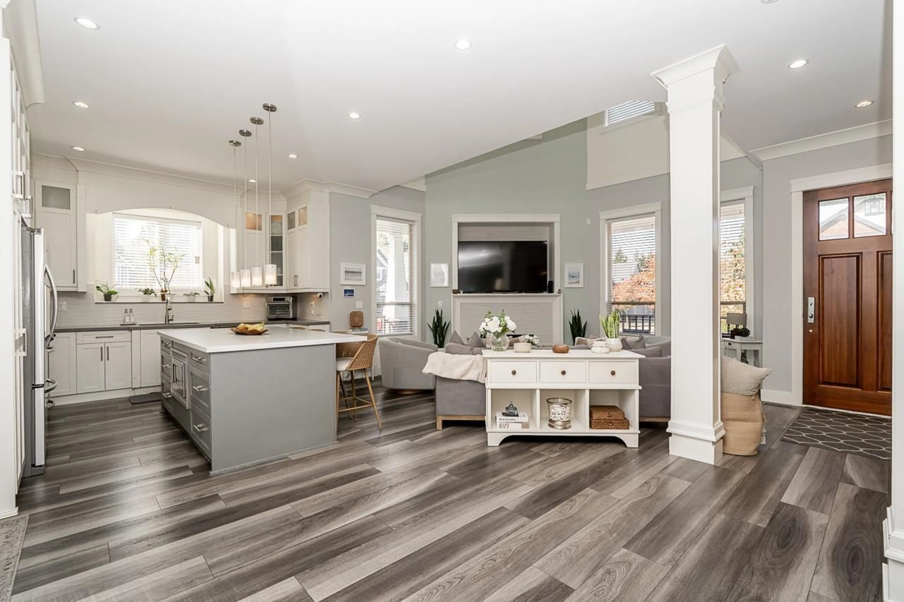 Open concept kitchen, unknown for 14702 32A AVENUE, Surrey British Columbia V4P1Z8