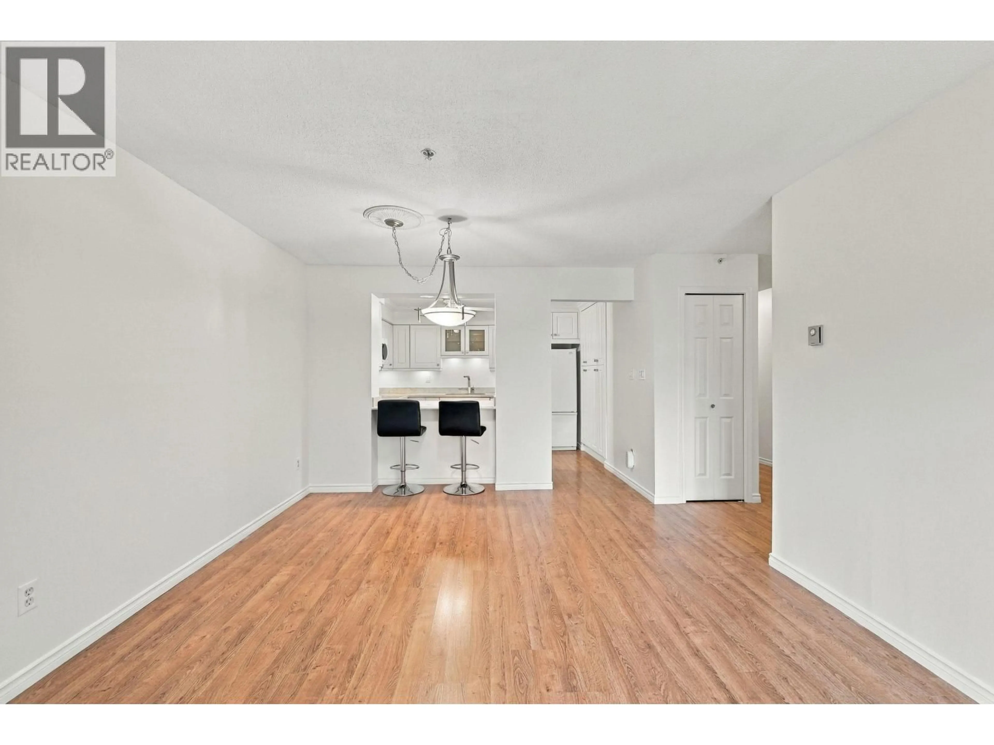 A pic of a room for 106 - 2973 BURLINGTON DRIVE, Coquitlam British Columbia V3B6X1