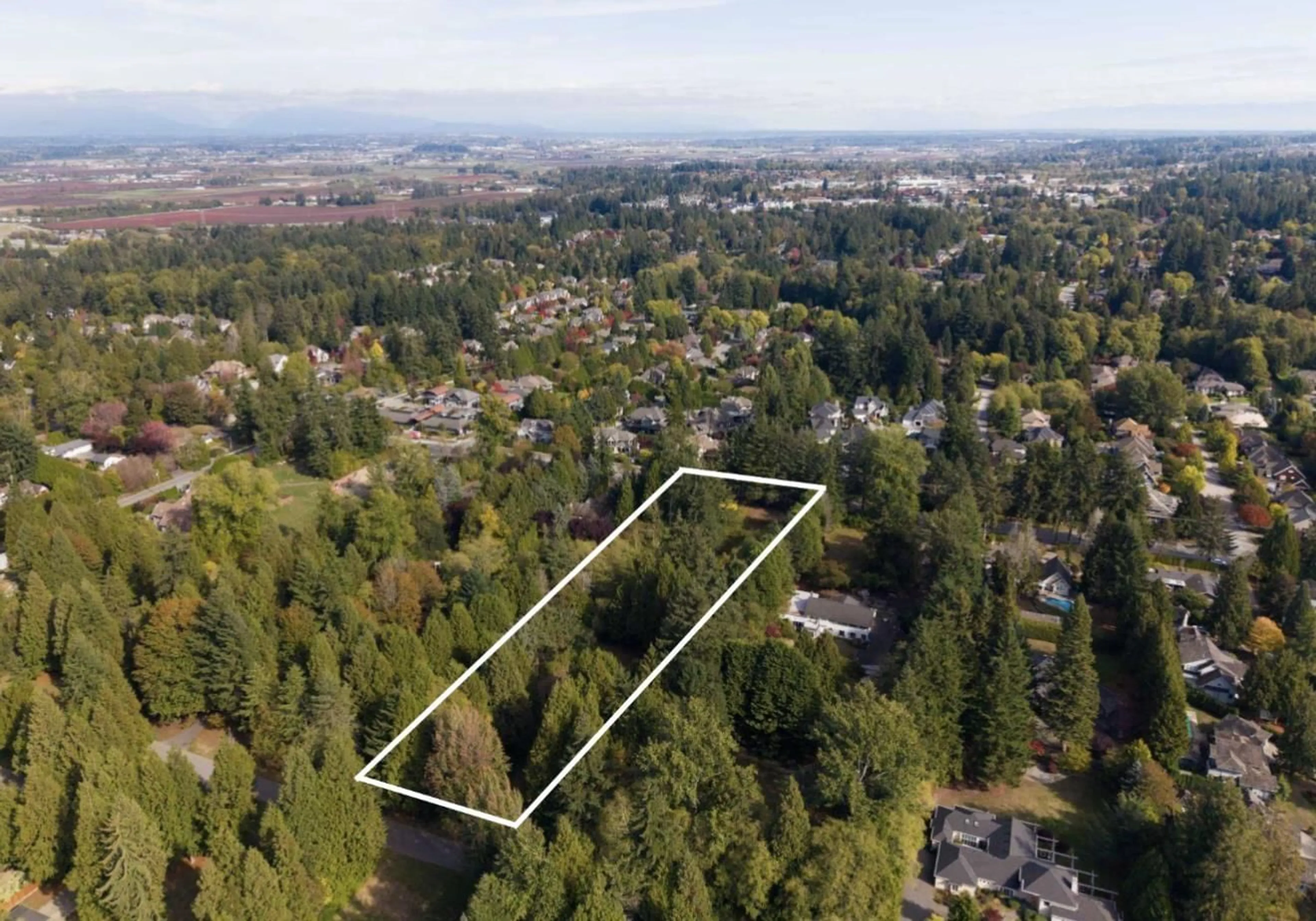 A pic from outside/outdoor area/front of a property/back of a property/a pic from drone, water/lake/river/ocean view for 3055 140 STREET, Surrey British Columbia V4P2C2