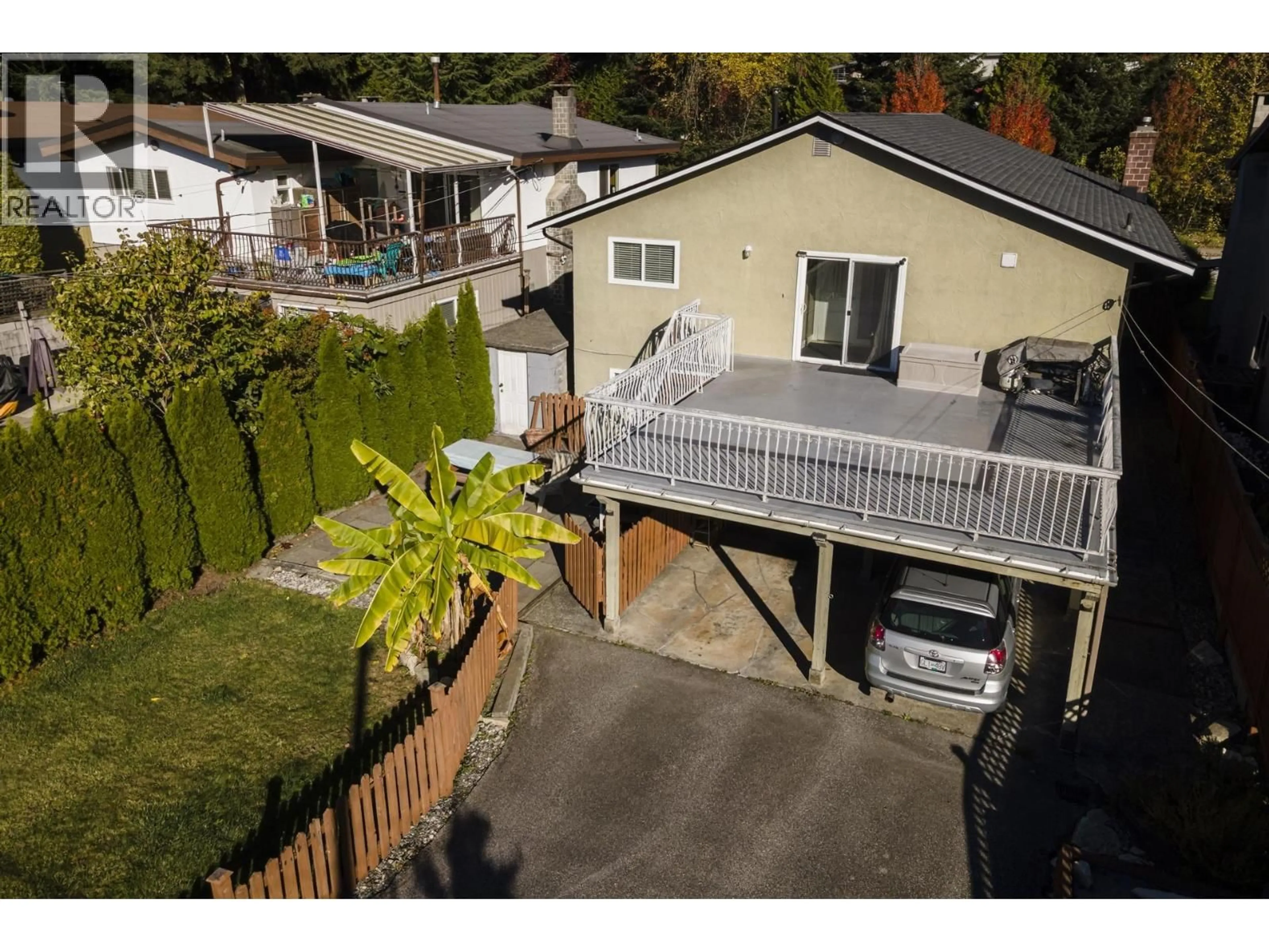 A pic from outside/outdoor area/front of a property/back of a property/a pic from drone, street for 741 18TH STREET, North Vancouver British Columbia V7L2Y7