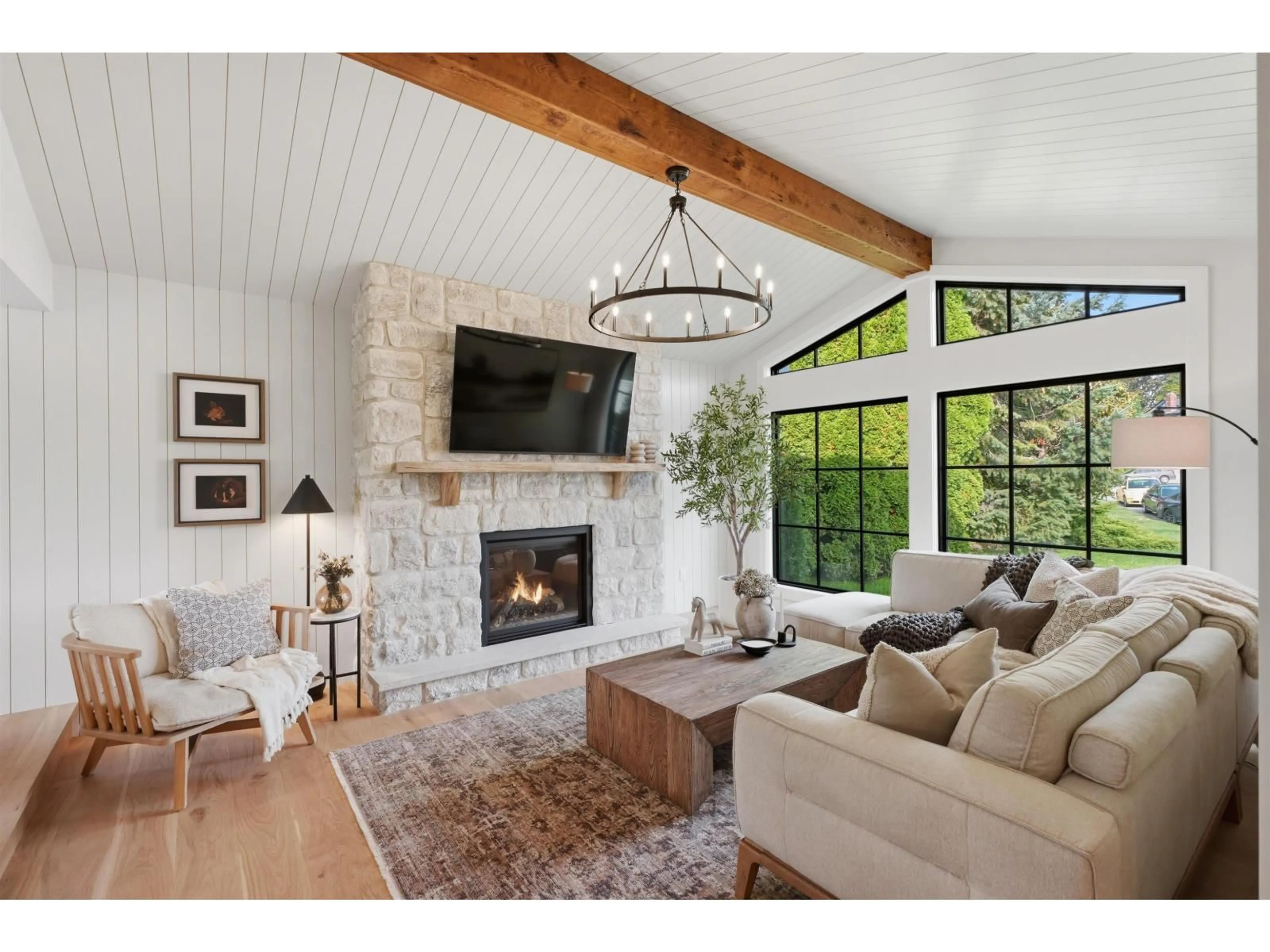 Living room with furniture, unknown for 34962 MT. BLANCHARD DRIVE, Abbotsford British Columbia V2S6T5
