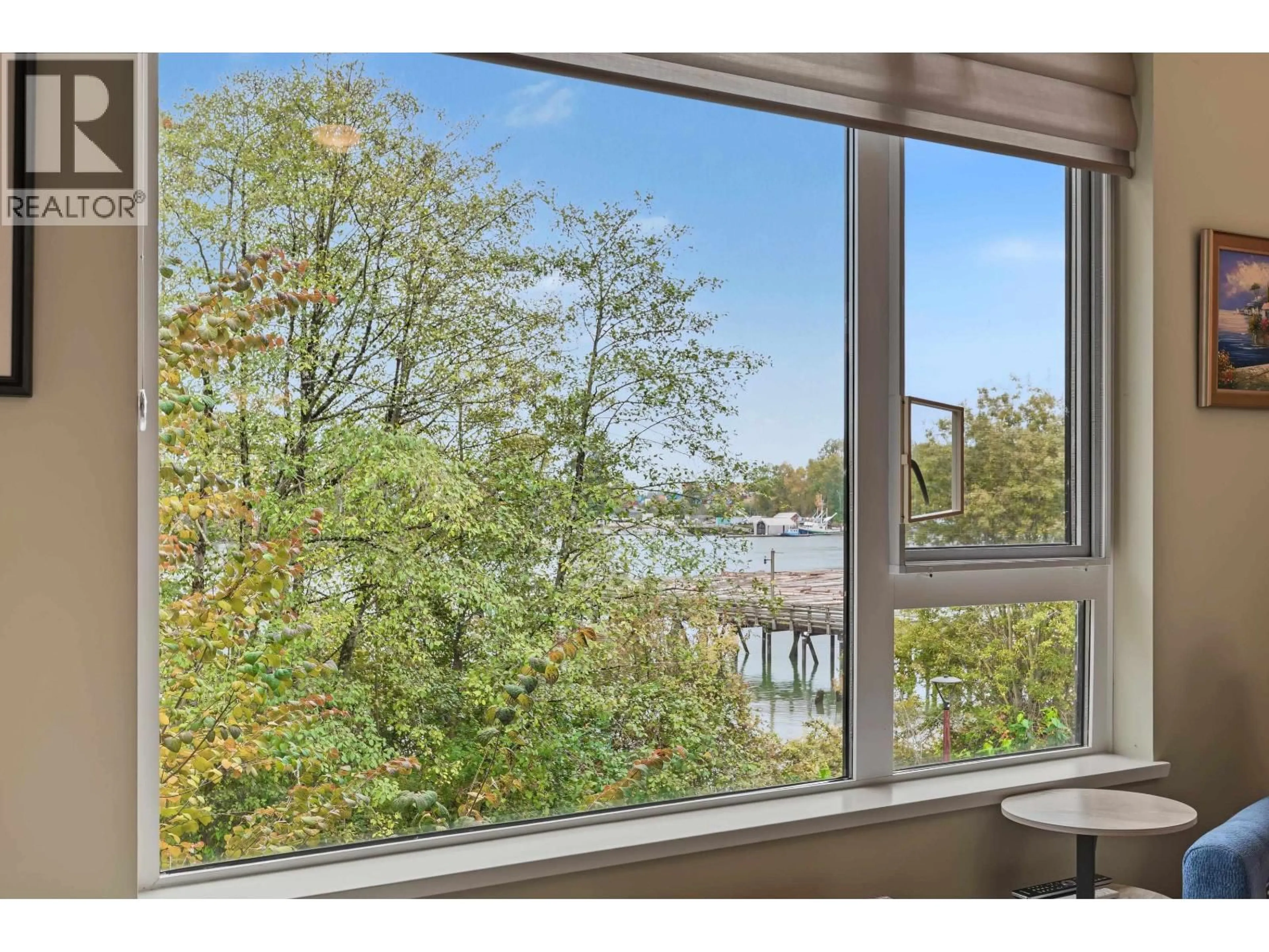 Unknown for 327 - 3138 RIVERWALK AVENUE, Vancouver British Columbia V5S0B6