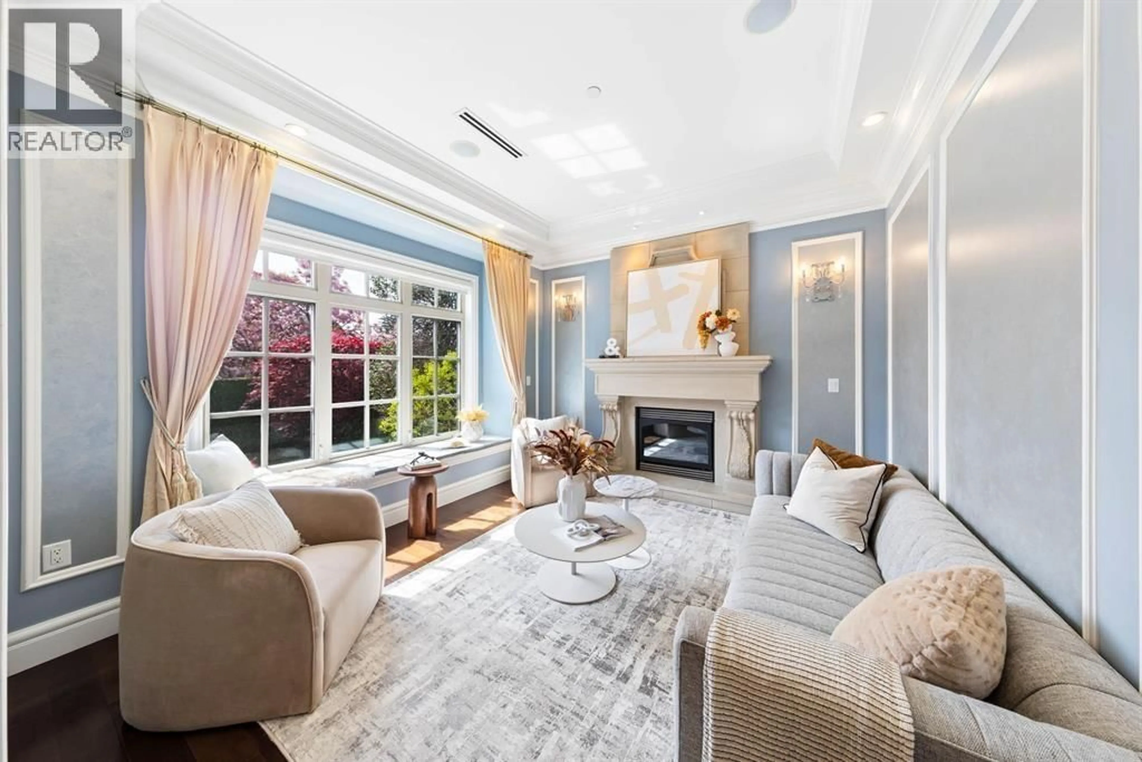 Living room with furniture, unknown for 3587 38TH AVENUE, Vancouver British Columbia V6N2X9