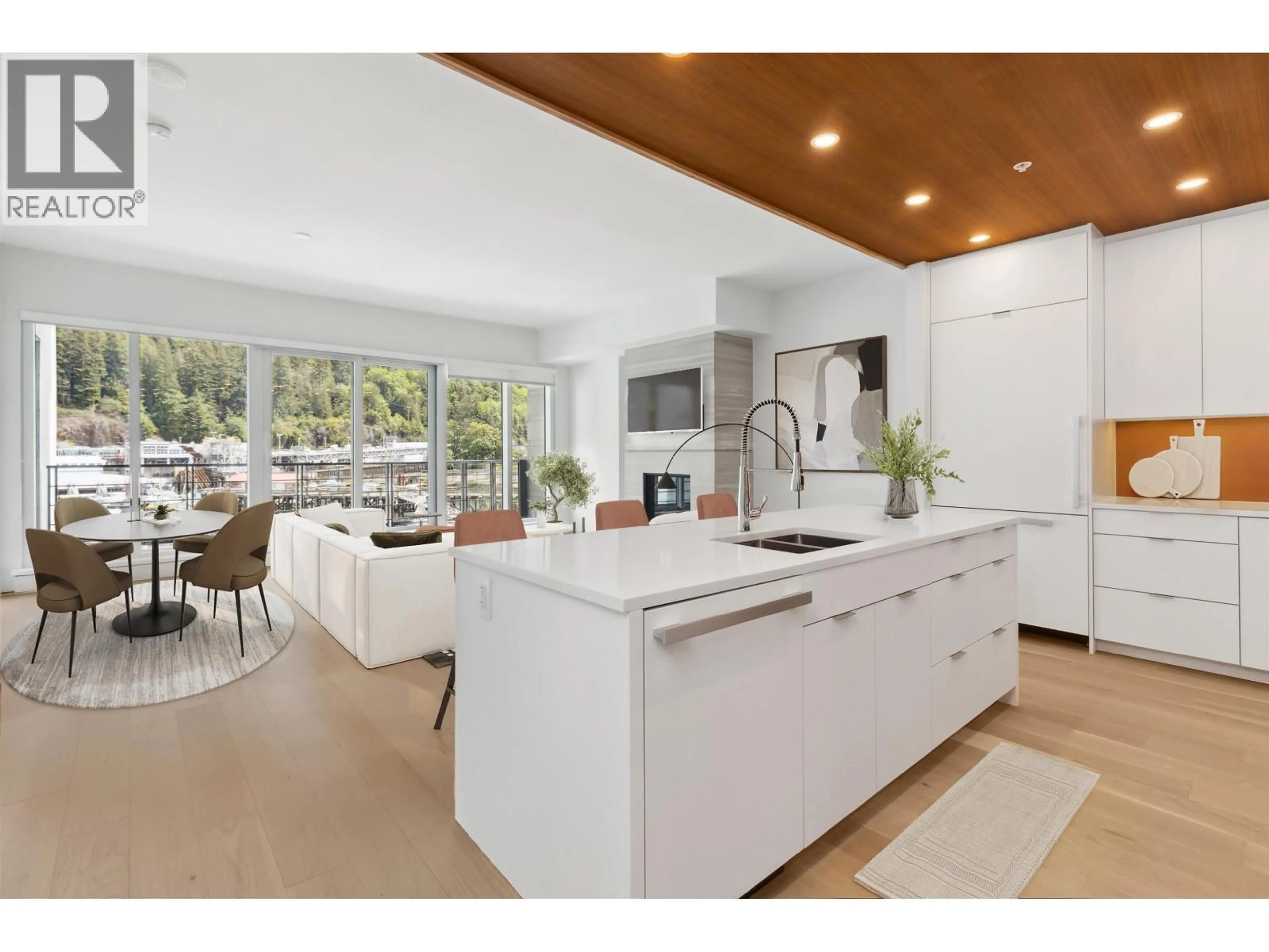 Open concept kitchen, unknown for 303 - 6707 NELSON AVENUE, West Vancouver British Columbia V7W0A4