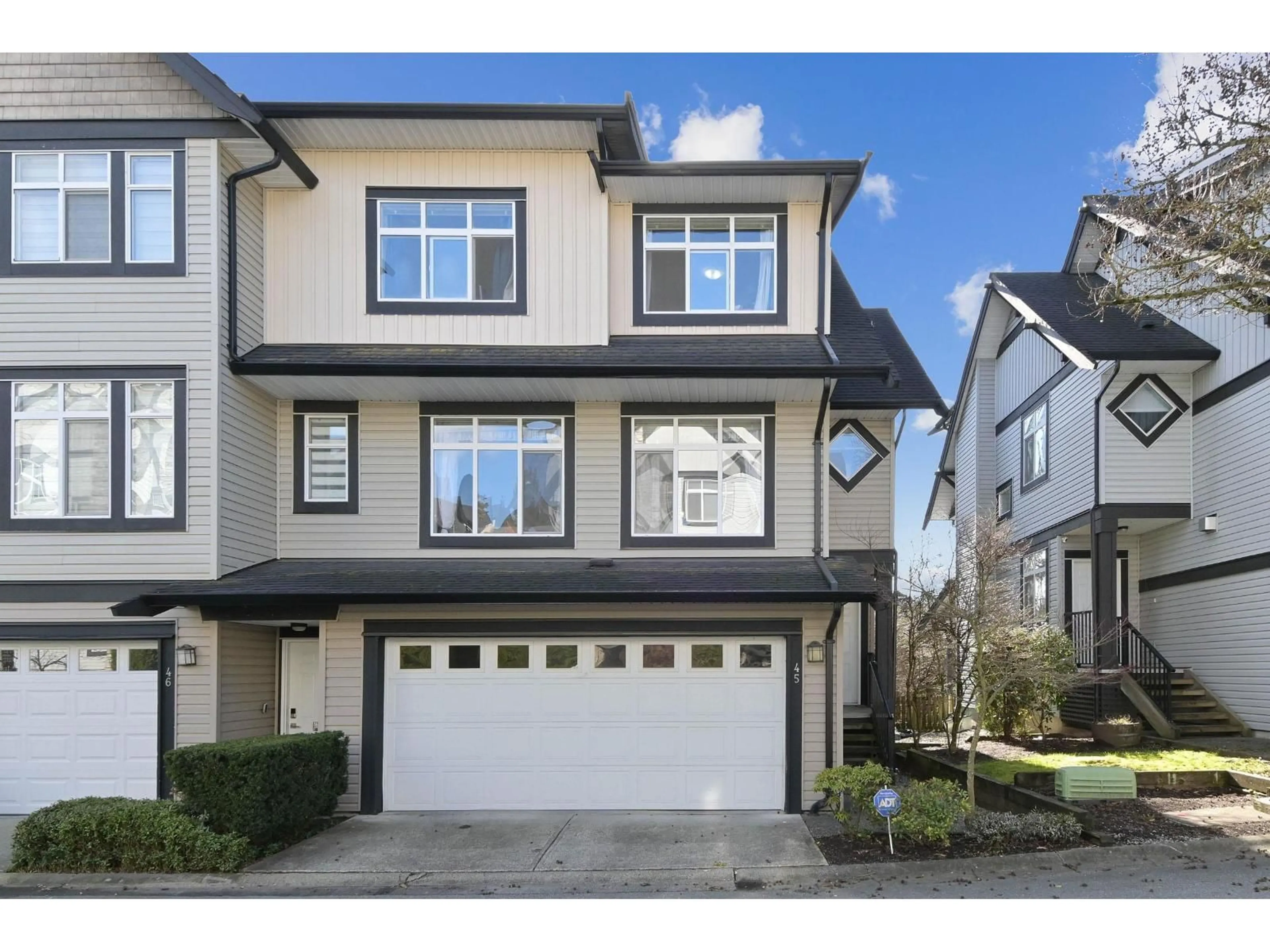 Unknown for 45 - 19932 70 AVENUE, Langley British Columbia V2Y3C6