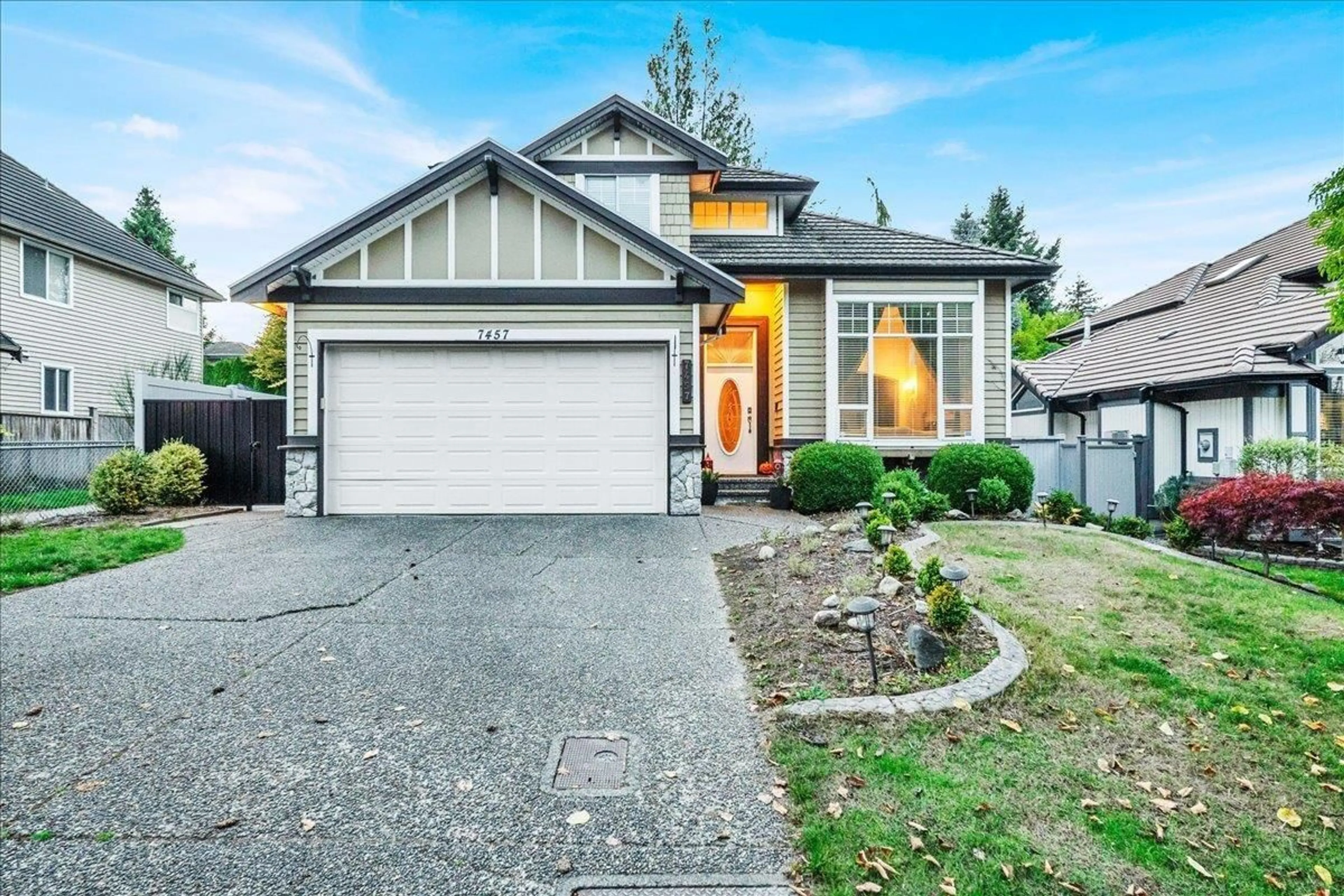 Home with vinyl exterior material, street for 7457 146TH STREET, Surrey British Columbia V3S8Y8