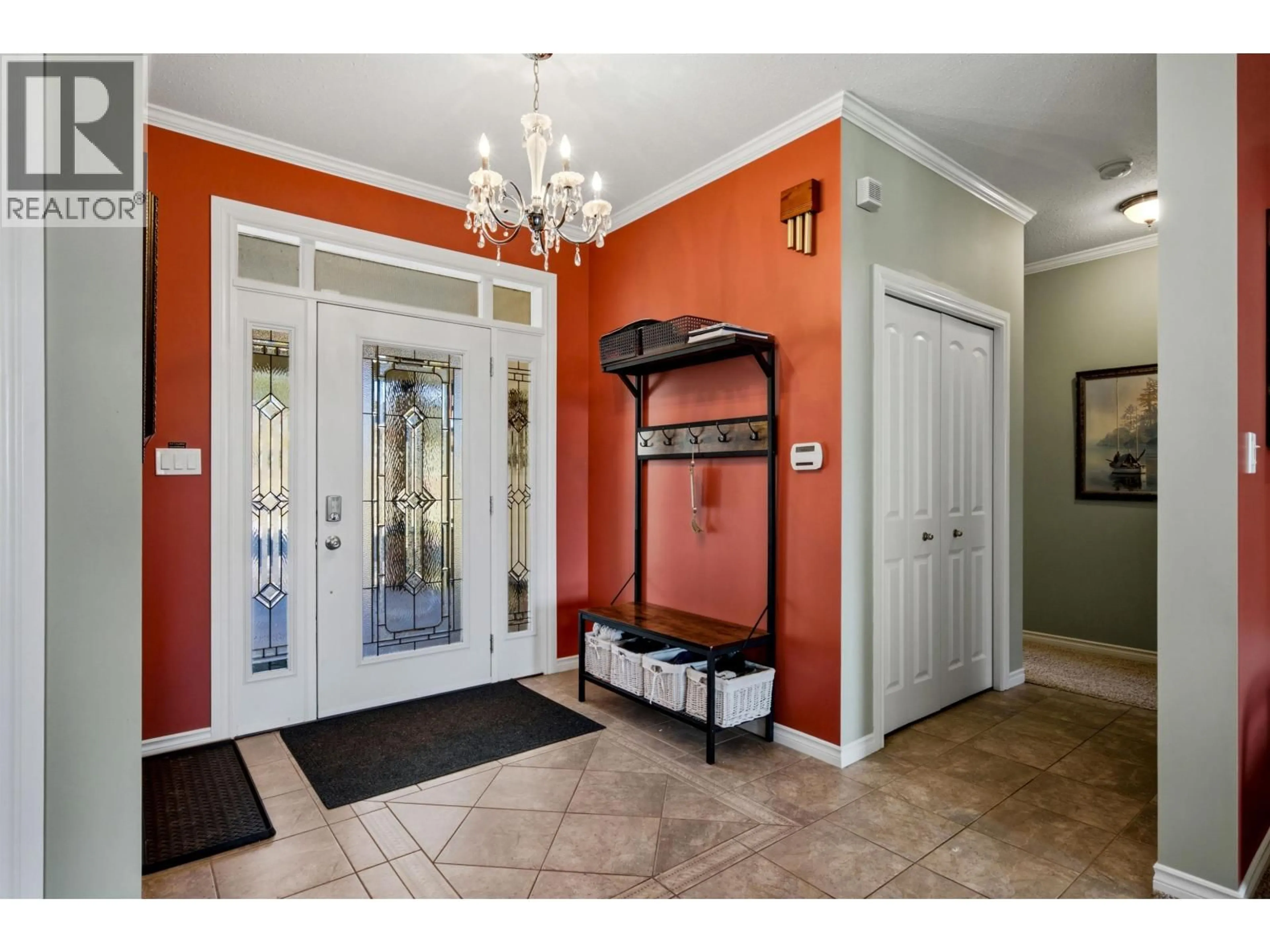 Indoor entryway for 44 VALLEY ROAD, 150 Mile House British Columbia V0K2G0