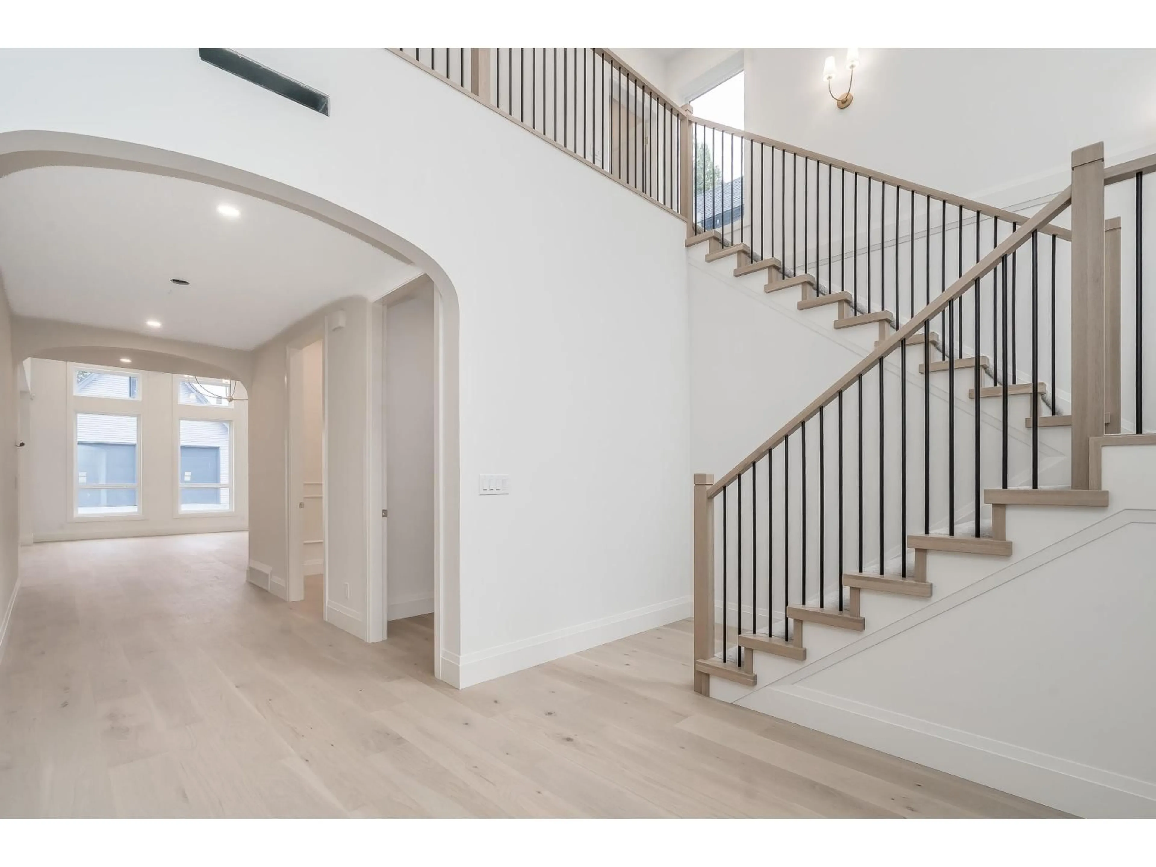 Unknown for 23701 40 AVENUE, Langley British Columbia V2Z2J9