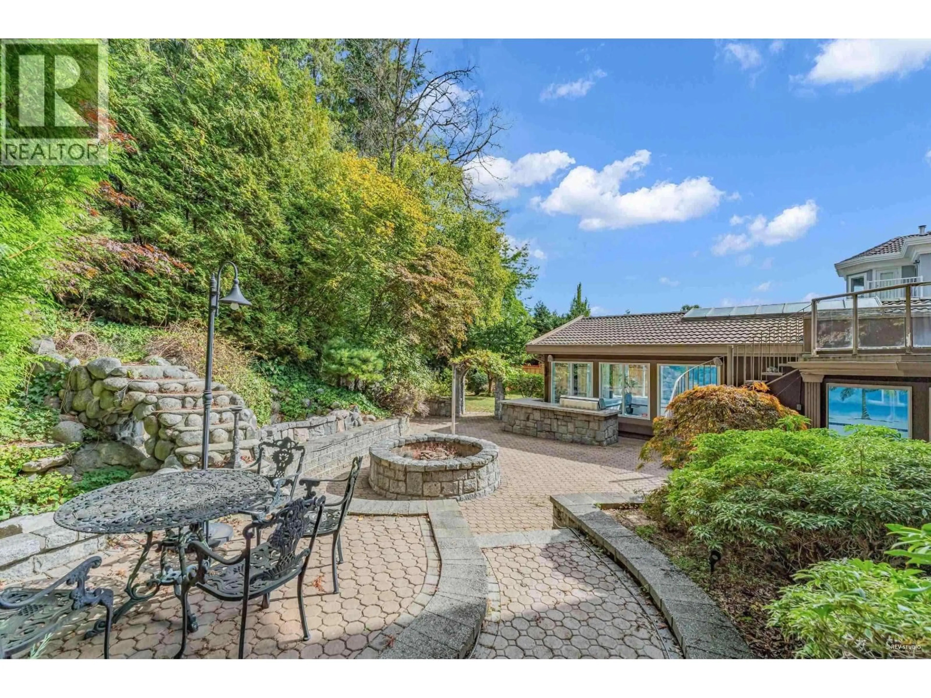 Patio, water/lake/river/ocean view for 1729 HAMPTON DRIVE, Coquitlam British Columbia V3E3C9