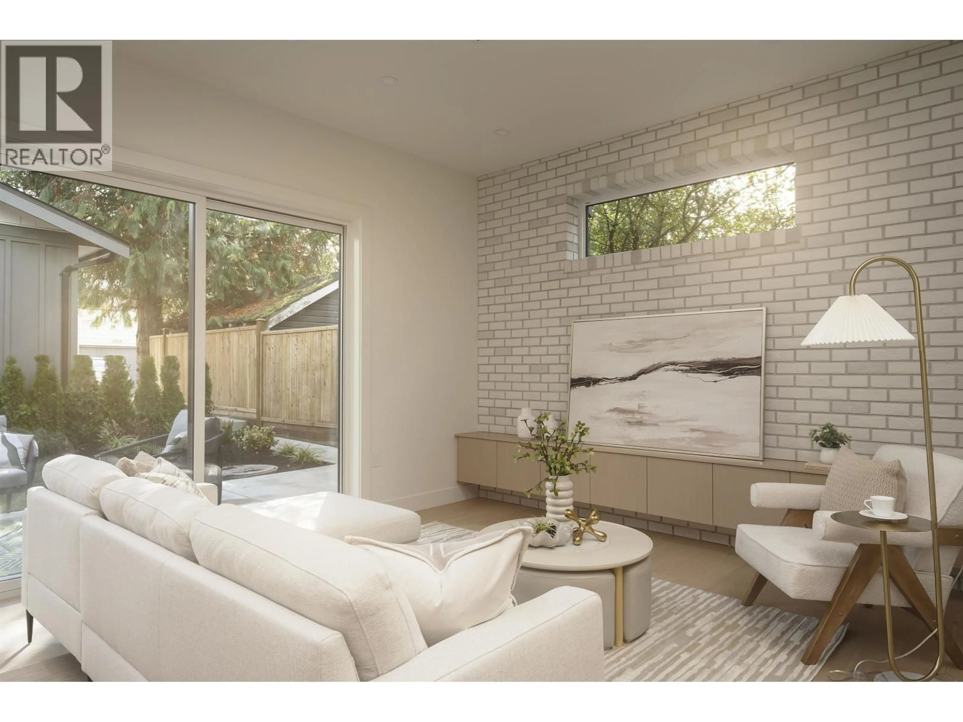Living room with furniture, ceramic/tile floor for 2 - 1376 11TH AVENUE, Vancouver British Columbia V5N1Y5
