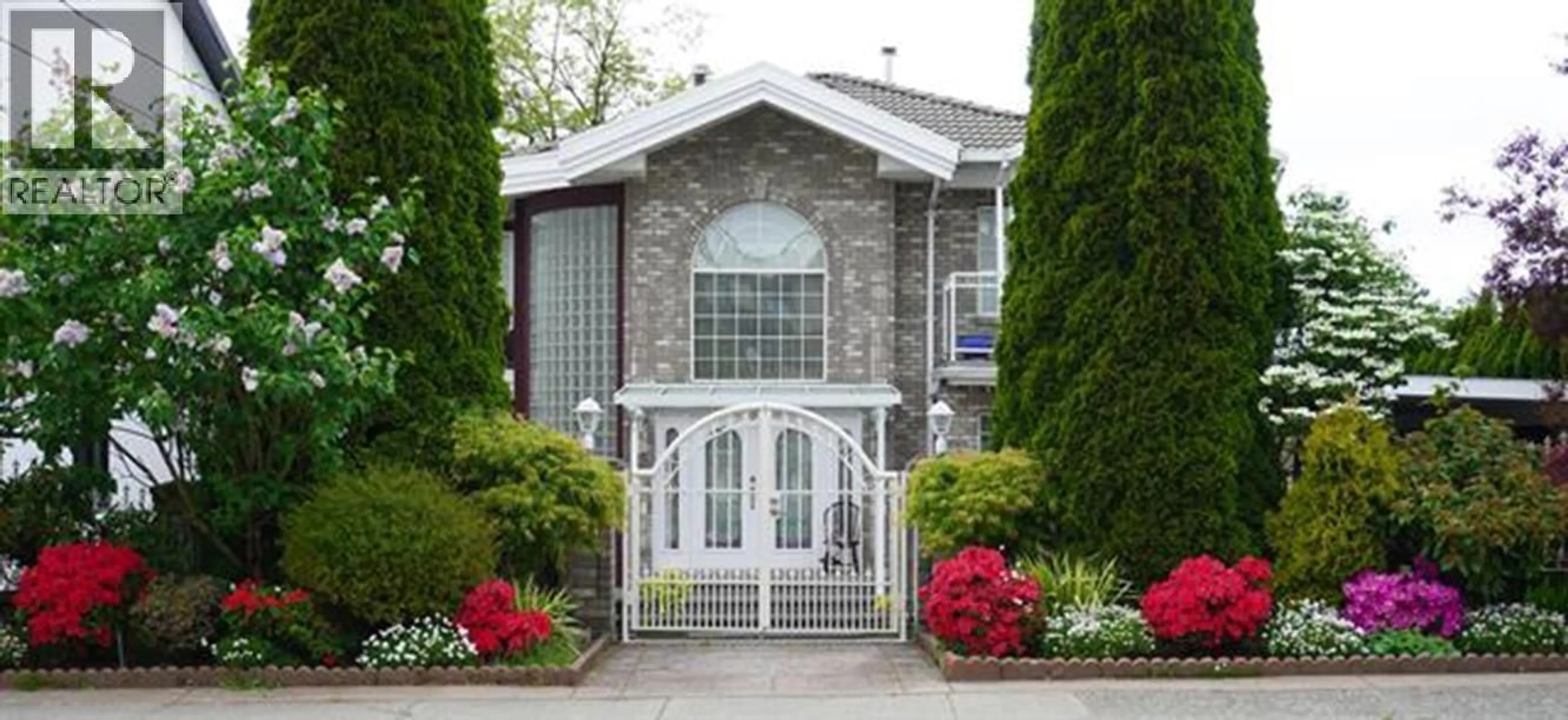 Unknown for 8675 ARMSTRONG AVENUE, Burnaby British Columbia V3N2H4