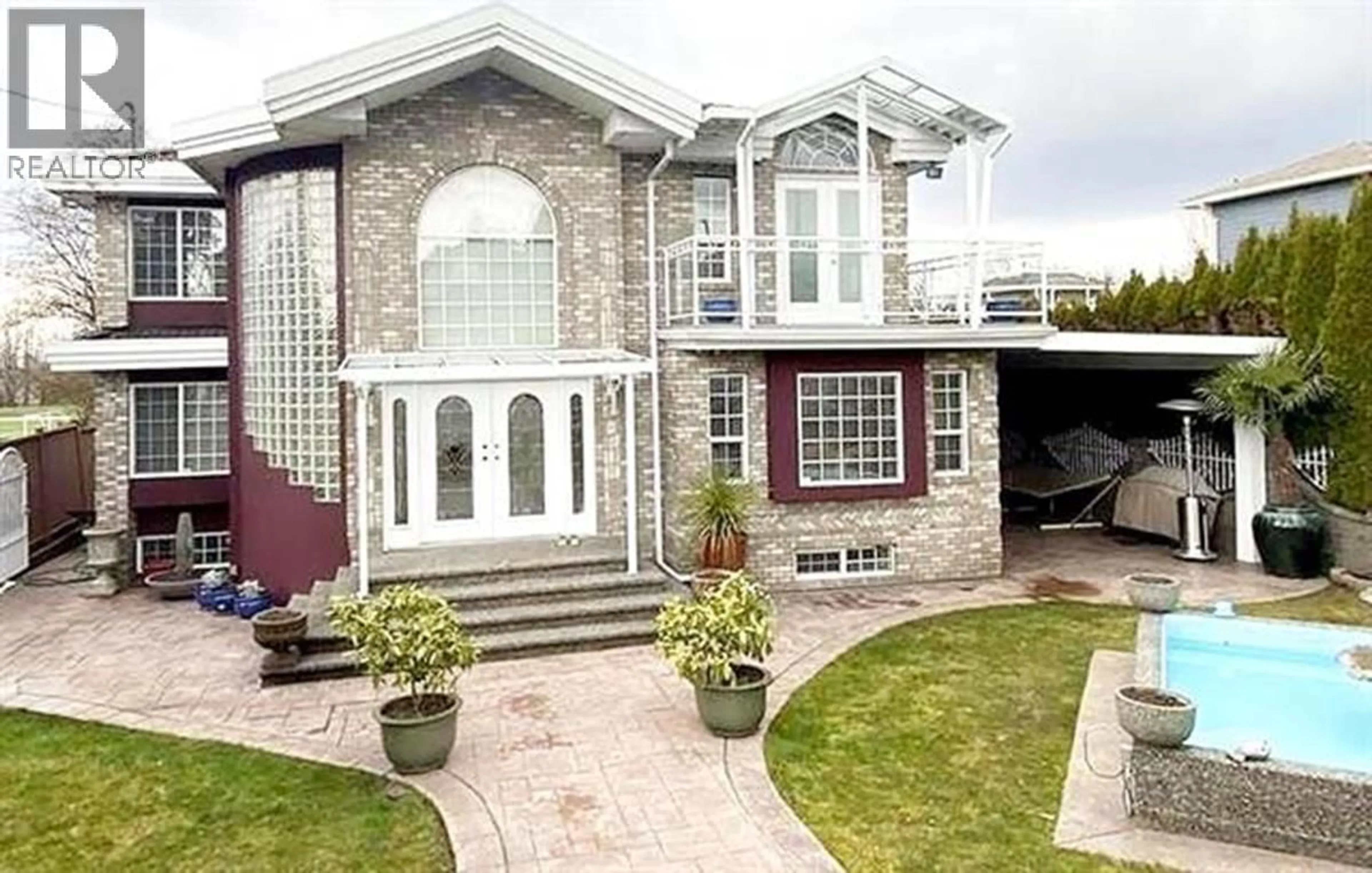 Home with vinyl exterior material, street for 8675 ARMSTRONG AVENUE, Burnaby British Columbia V3N2H4