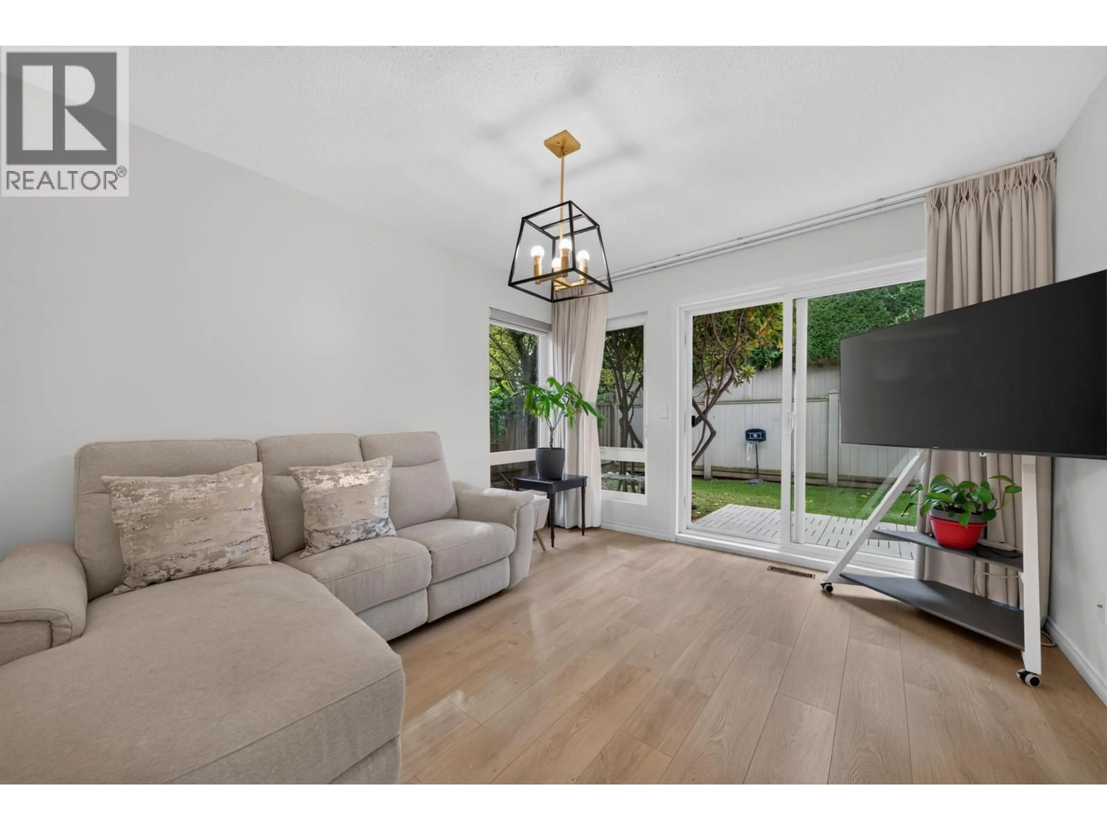 Living room with furniture, unknown for 6 - 5111 MAPLE ROAD, Richmond British Columbia V7E5Z6