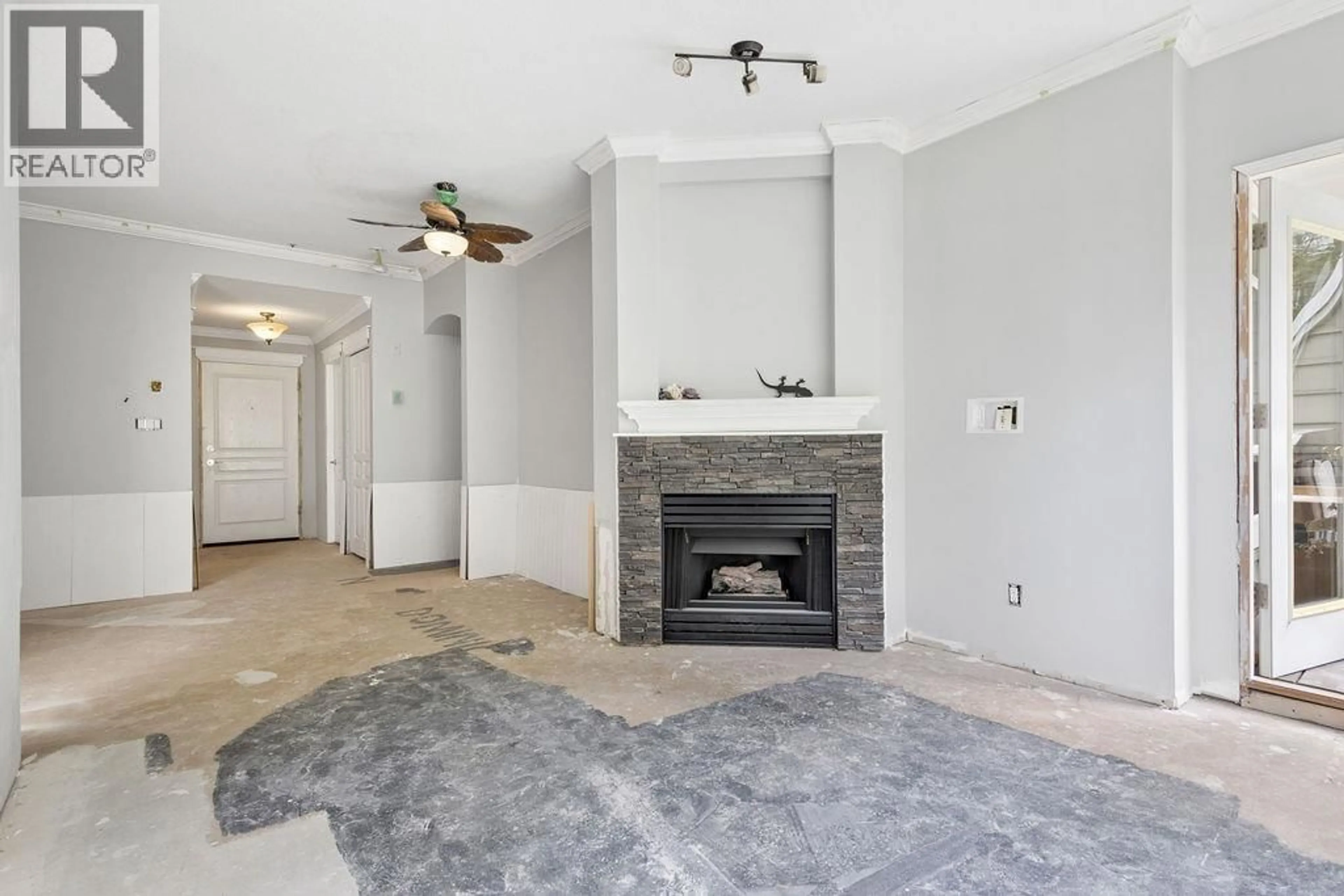 A pic of a room for 506 - 3001 TERRAVISTA PLACE, Port Moody British Columbia V3H5A2