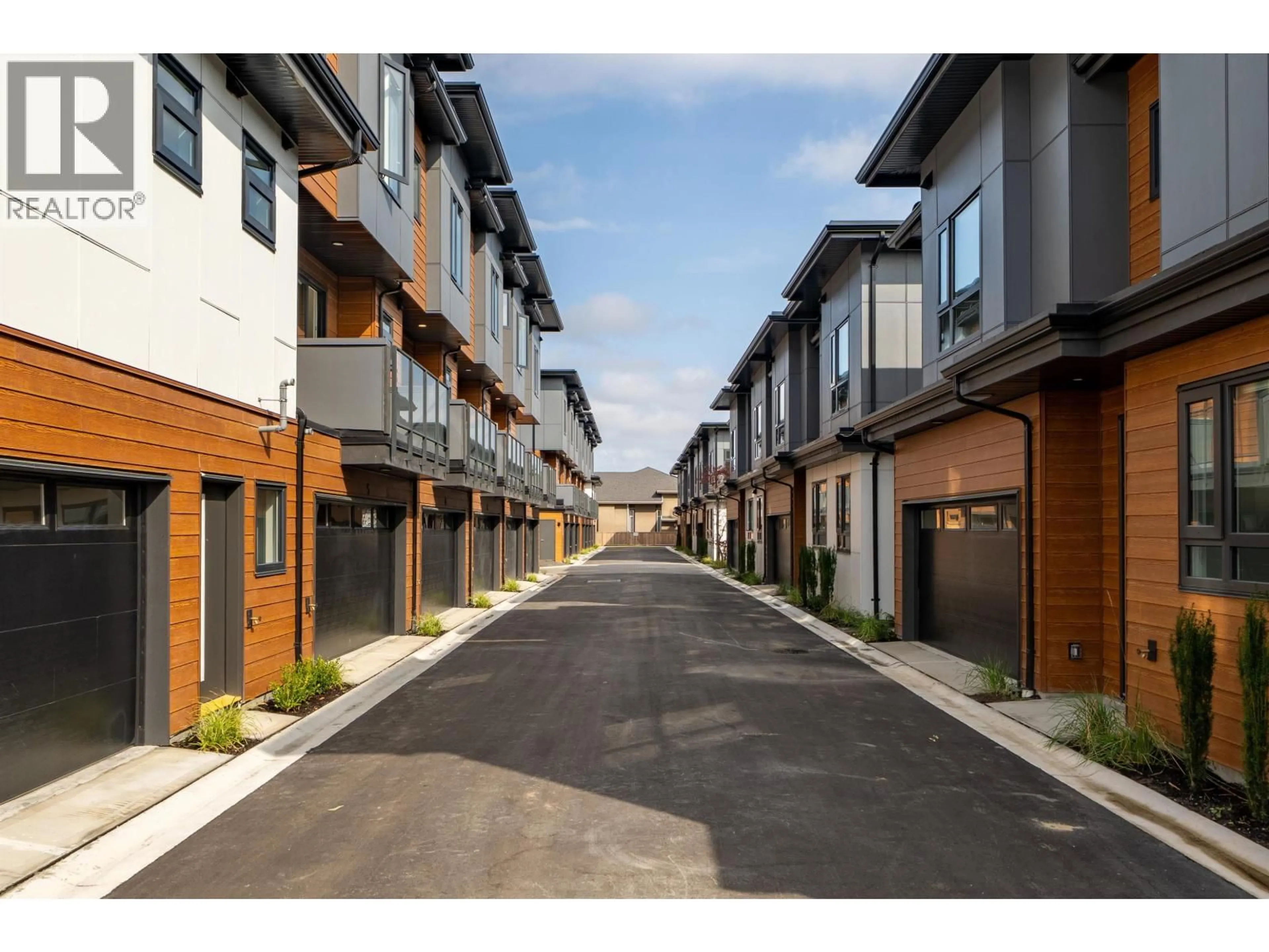 Patio, street for 7 - 10380 NO. 4 ROAD, Richmond British Columbia V7A2Z7