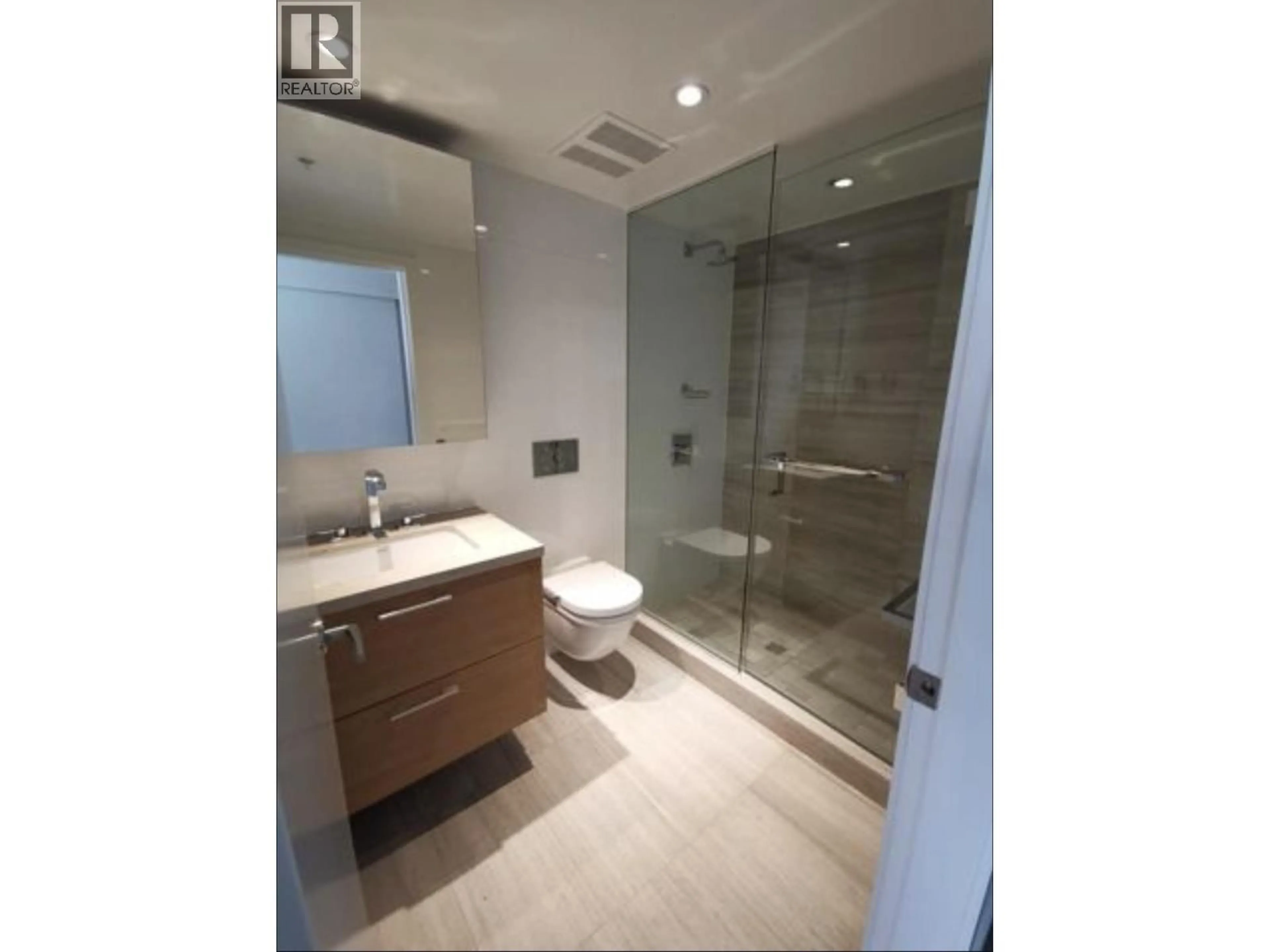 Contemporary bathroom, ceramic/tile floor for 504 - 1571 57TH AVENUE, Vancouver British Columbia V6P0H7