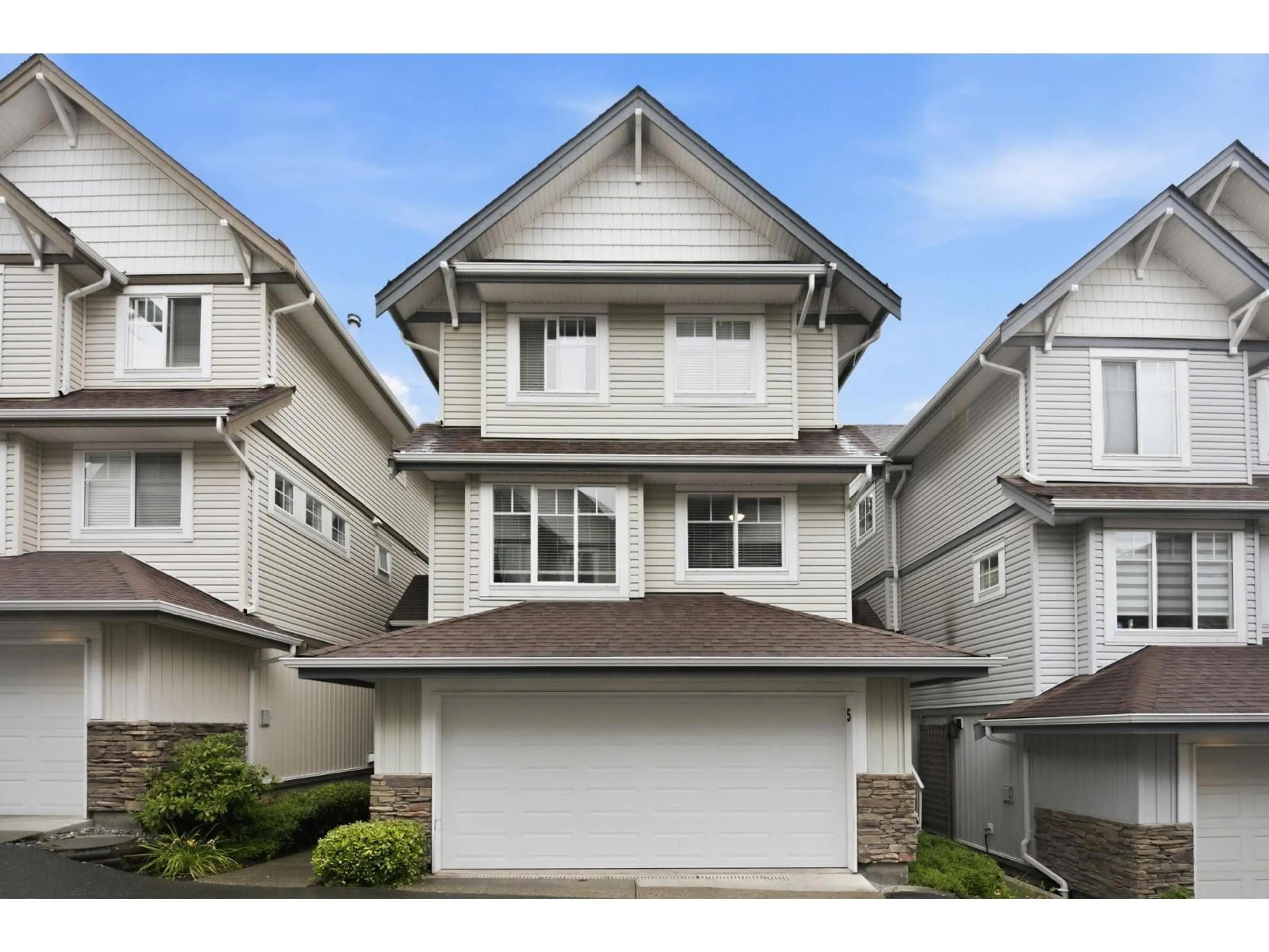 Home with vinyl exterior material, street for 5 - 20582 67 AVENUE, Langley British Columbia V2Y3B2