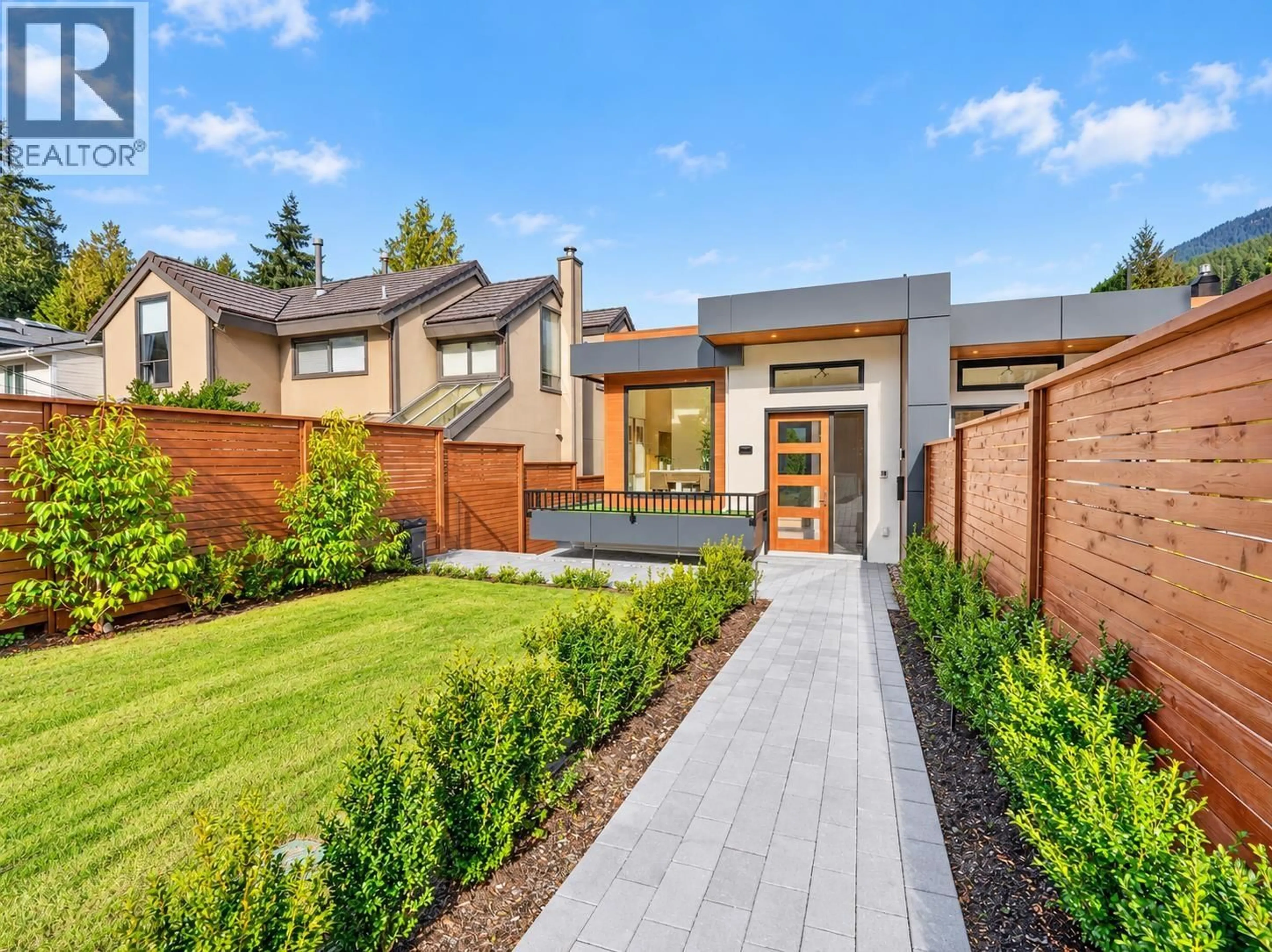 Home with brick exterior material, street for 6423 ARGYLE AVENUE, West Vancouver British Columbia V7W2E8
