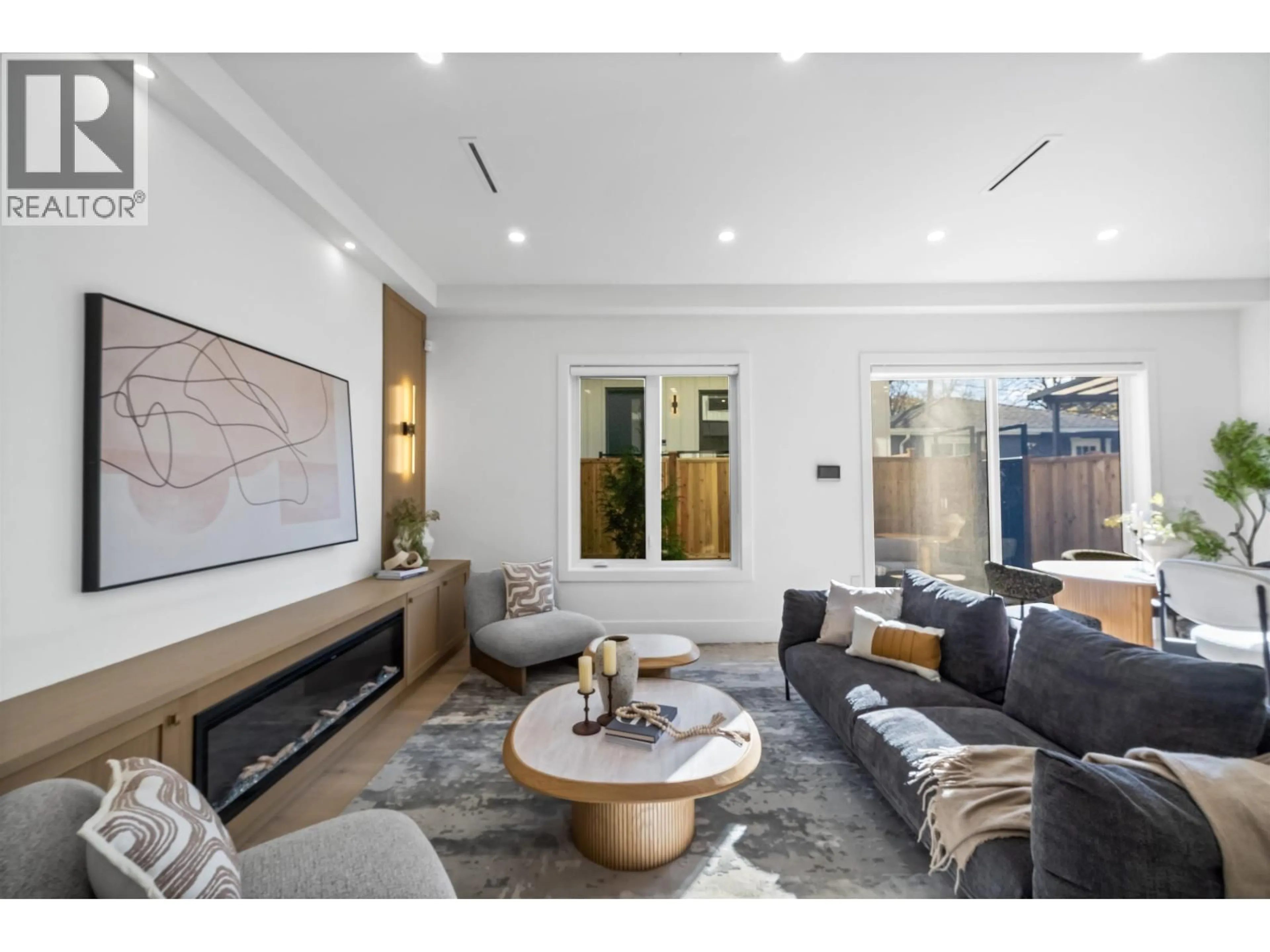 Living room with furniture, unknown for 2 - 2710 KITCHENER STREET, Vancouver British Columbia V5K3E1