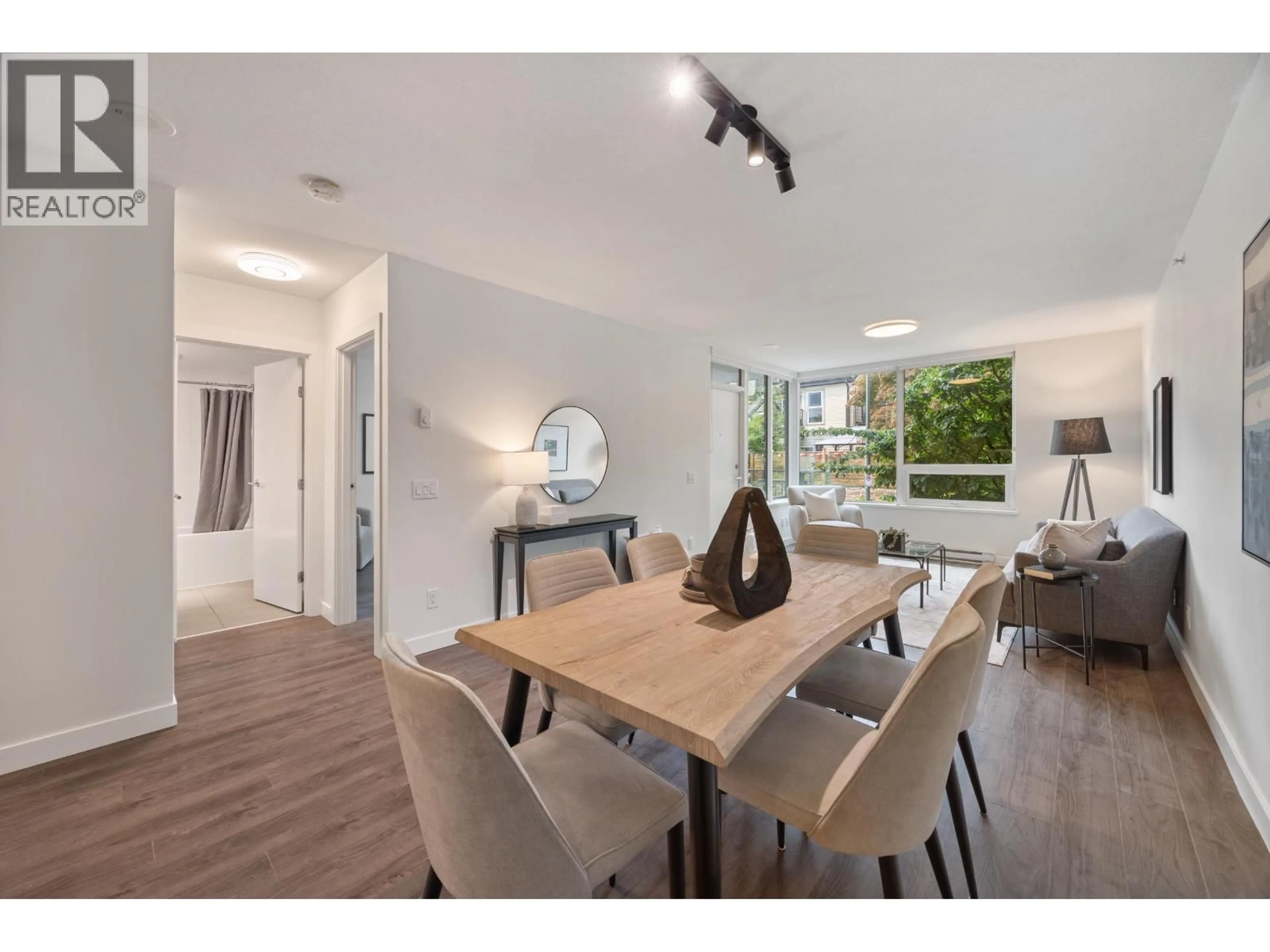 Dining room, wood/laminate floor for TH2 - 988 QUAYSIDE DRIVE, New Westminster British Columbia V3M0L5