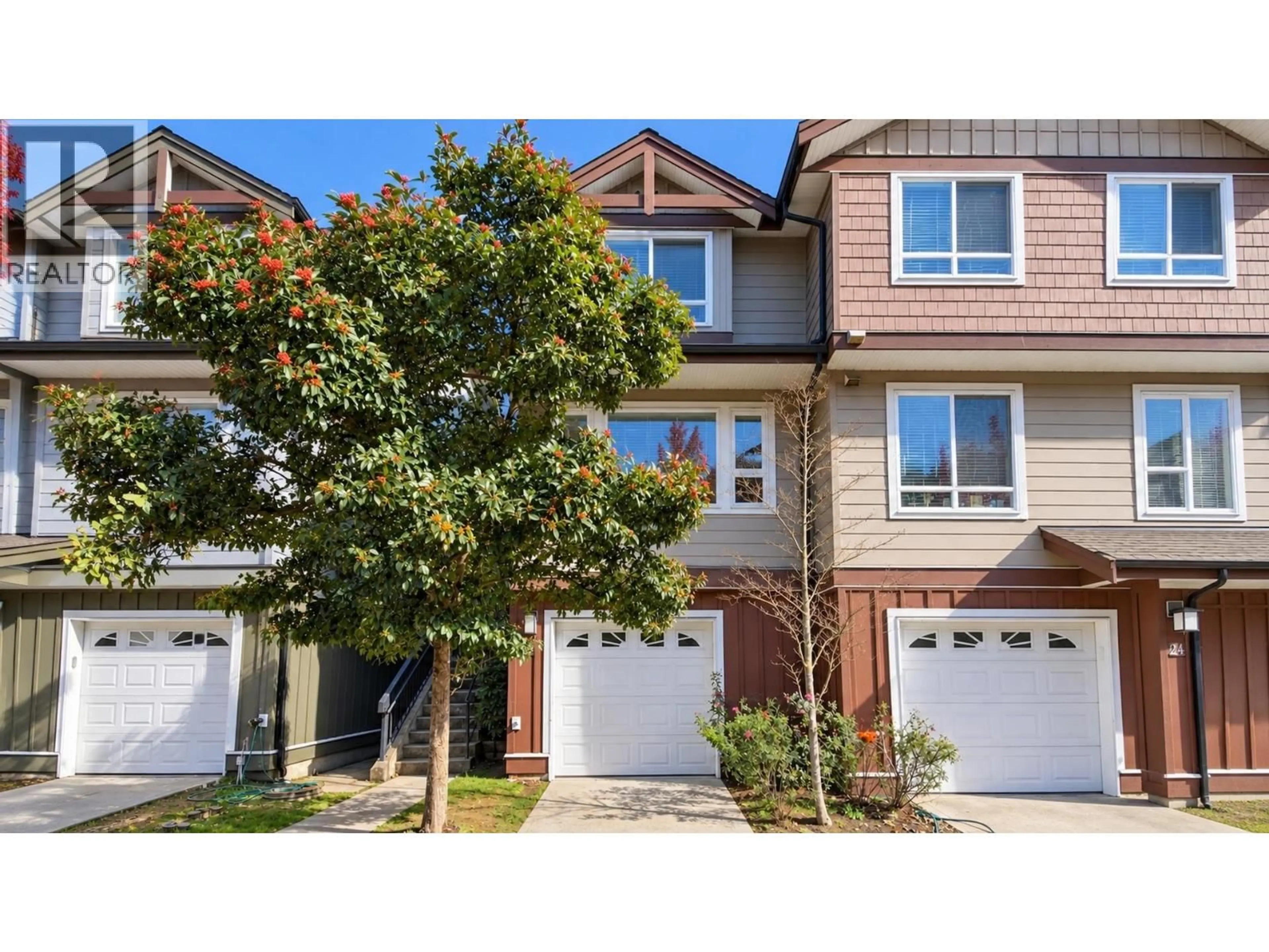 Home with vinyl exterior material, street for 25 - 9551 FERNDALE ROAD, Richmond British Columbia V6Y1X4