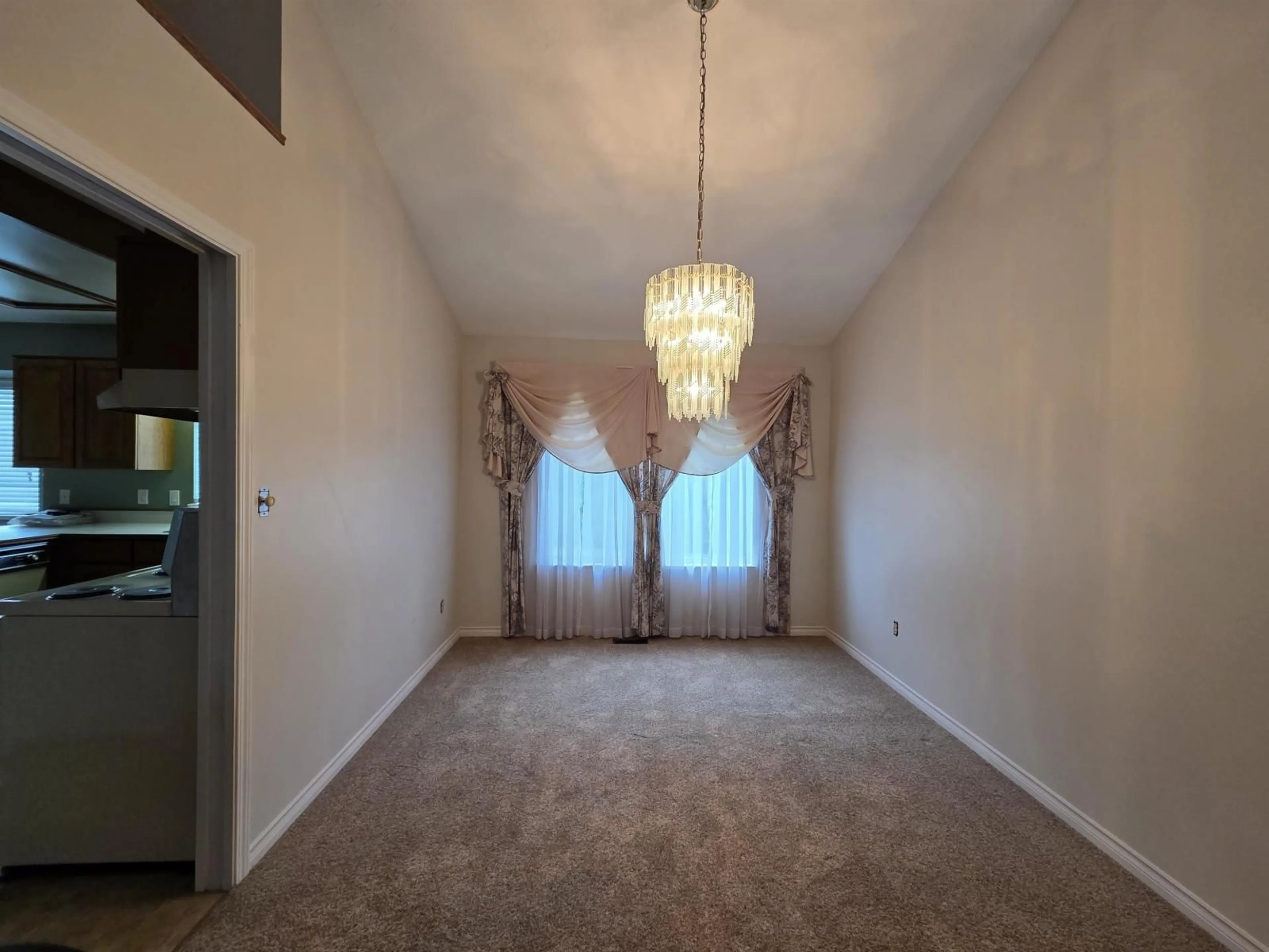 A pic of a room for 6594 179 STREET, Surrey British Columbia V3S7J8