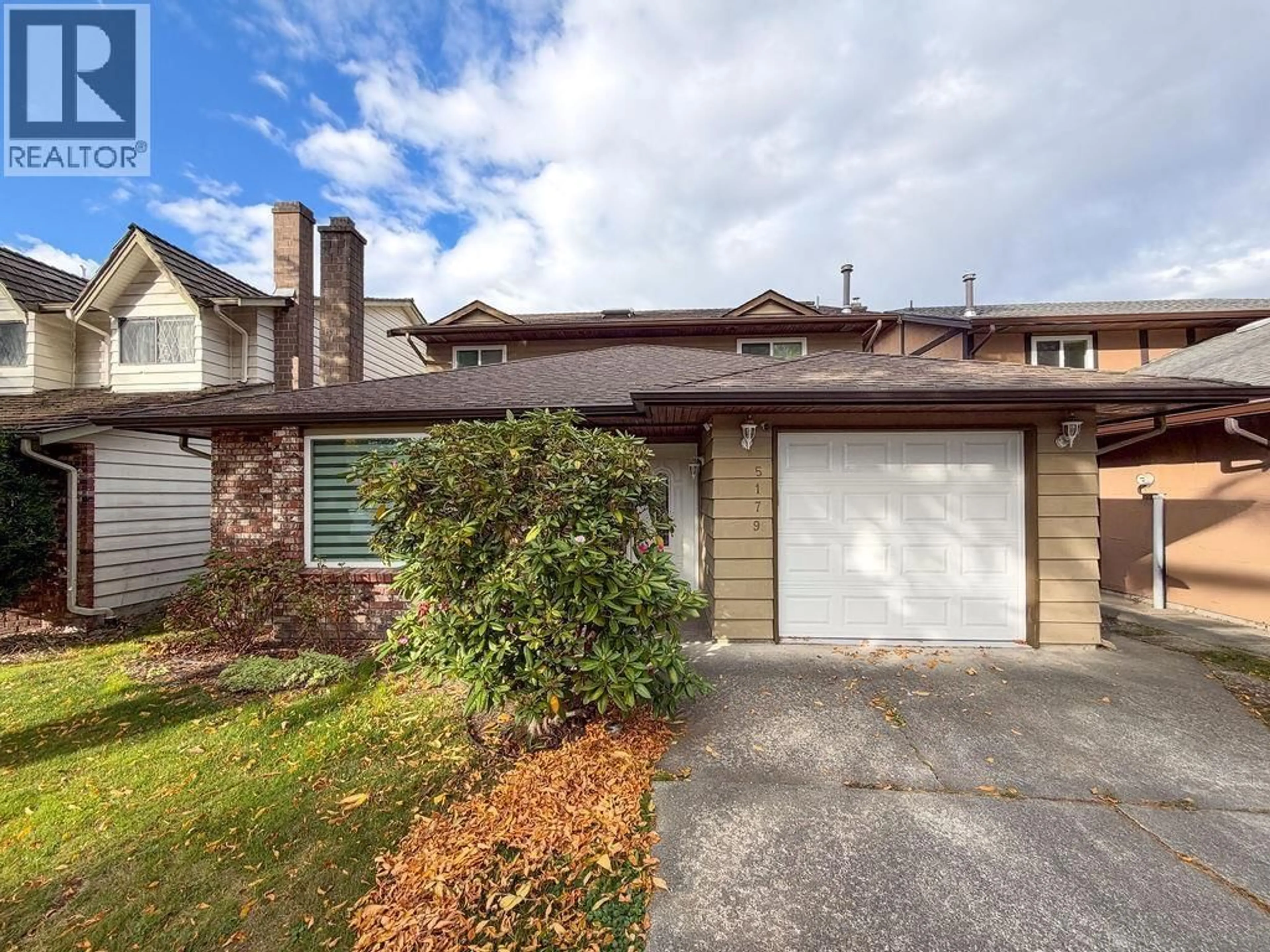 Home with vinyl exterior material, street for 5179 TOPAZ PLACE, Richmond British Columbia V7C4Z3
