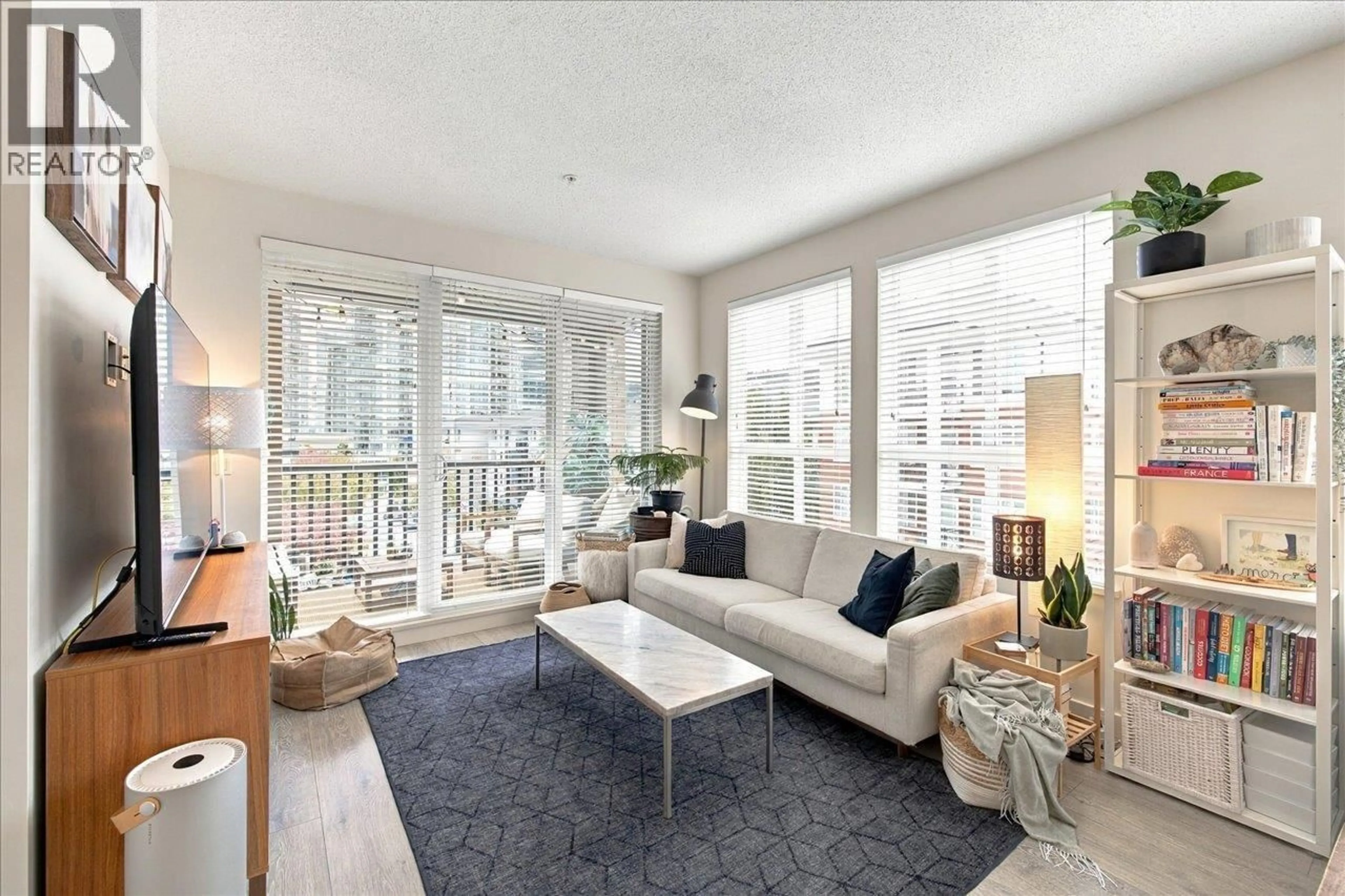 Living room with furniture, unknown for 316 - 611 REGAN AVENUE, Coquitlam British Columbia V3J0E5