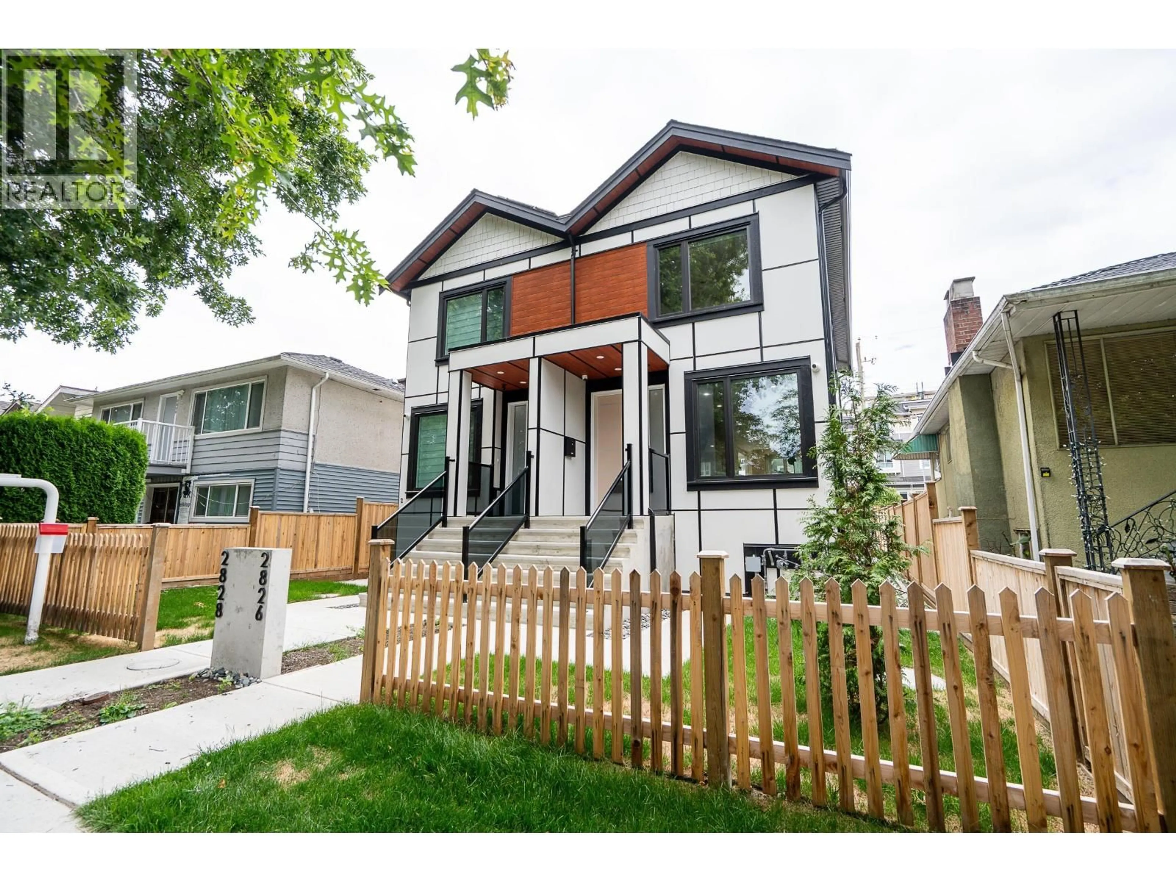 Home with vinyl exterior material, street for 2828 CHEYENNE AVENUE, Vancouver British Columbia V5R4R6