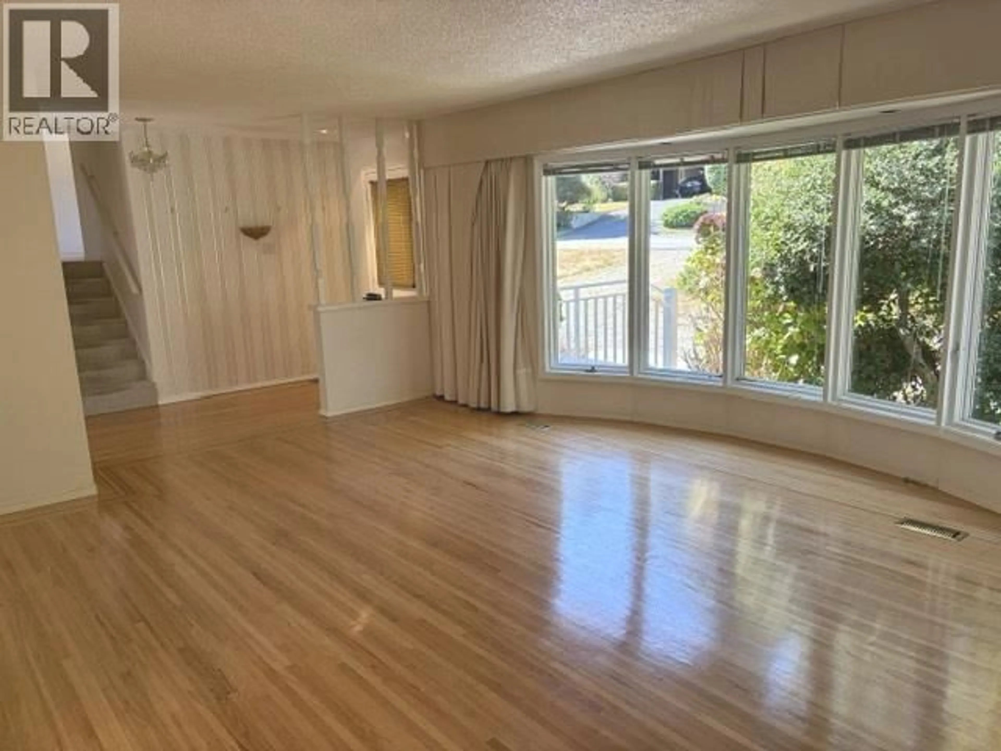 A pic of a room for 1074 BAYVIEW DRIVE, Delta British Columbia V4M2R7