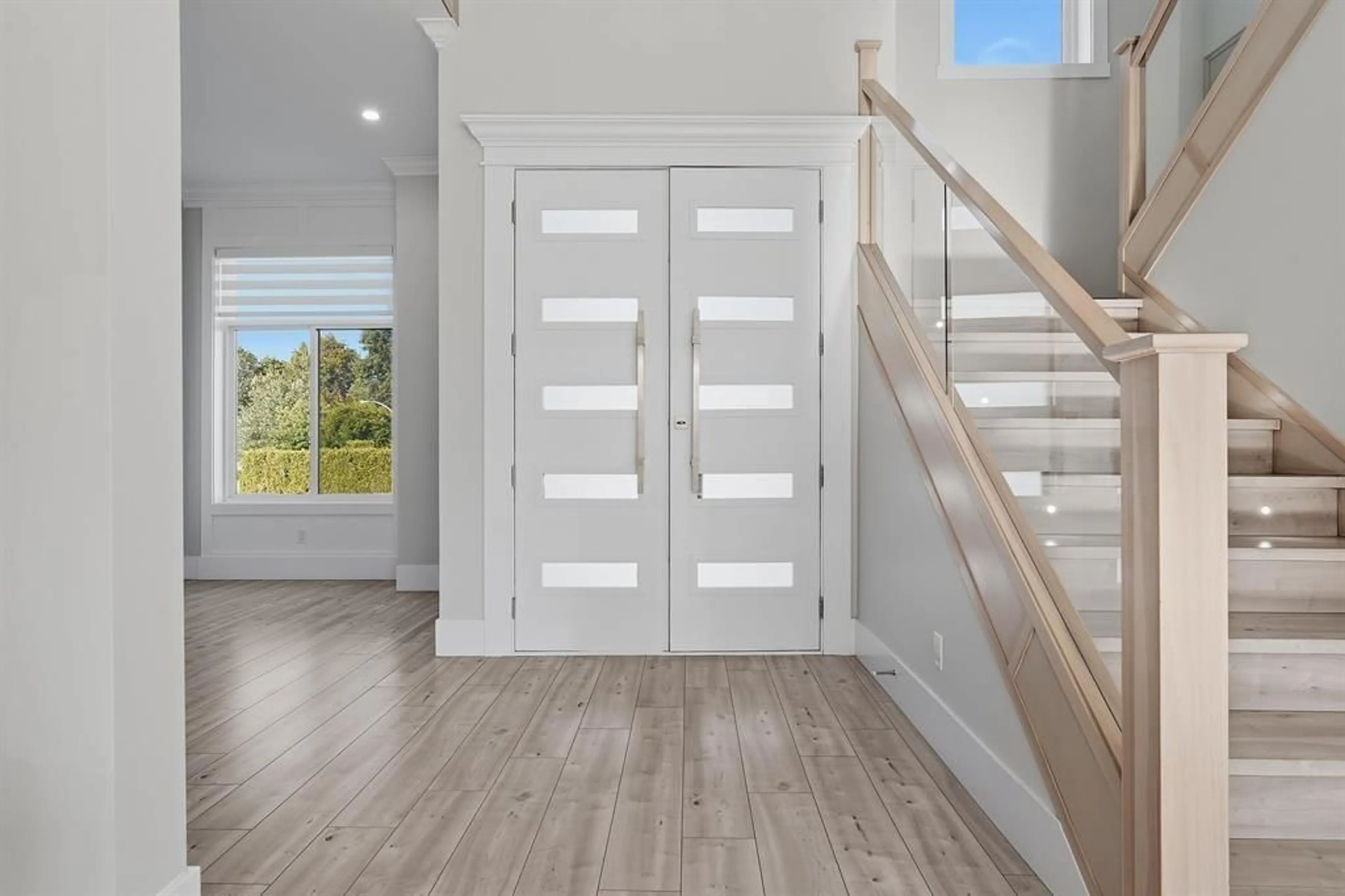 Indoor entryway for 5735 144A STREET, Surrey British Columbia V3S8E2