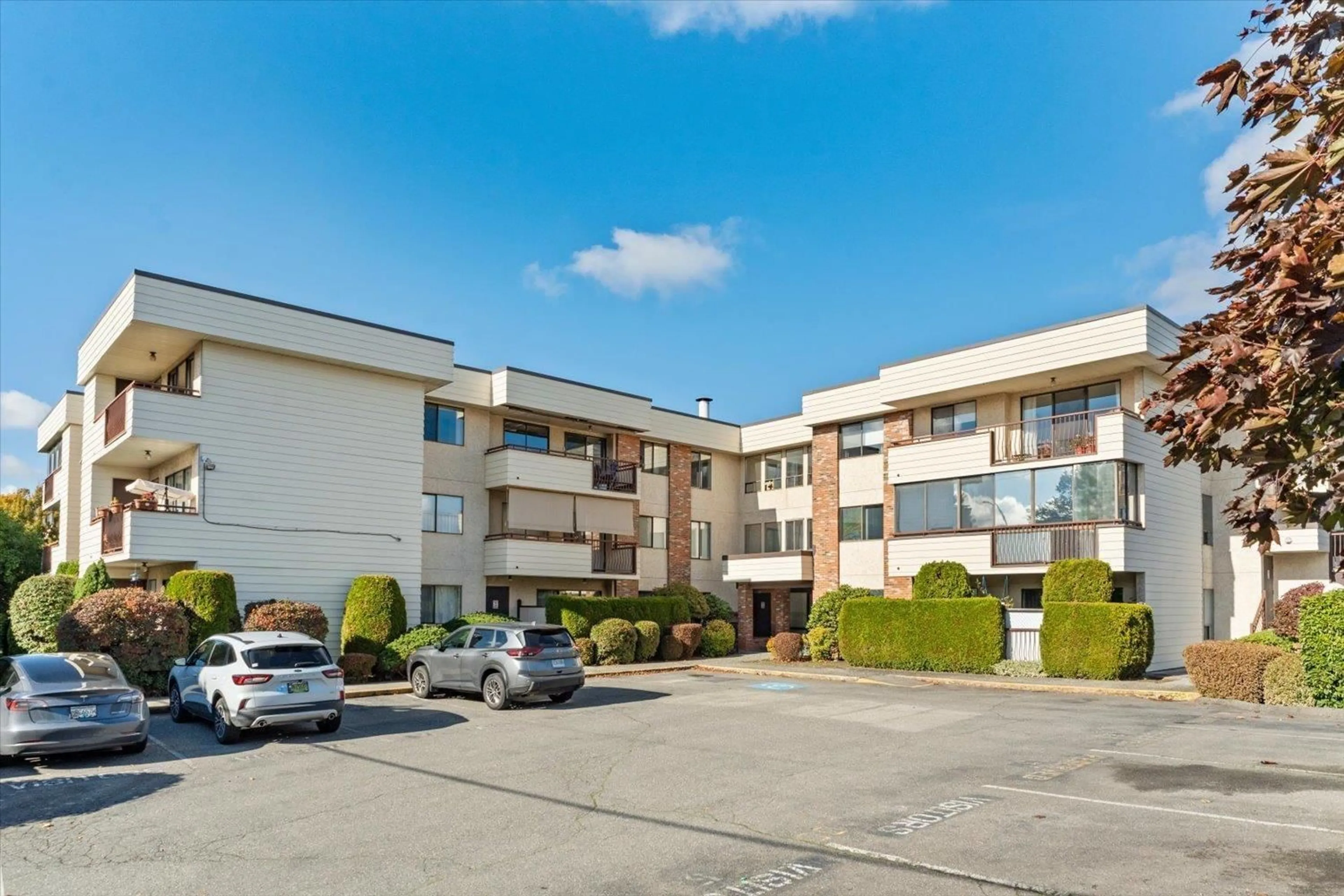 Unknown for 106 - 32885 GEORGE FERGUSON WAY, Abbotsford British Columbia V2S7X1