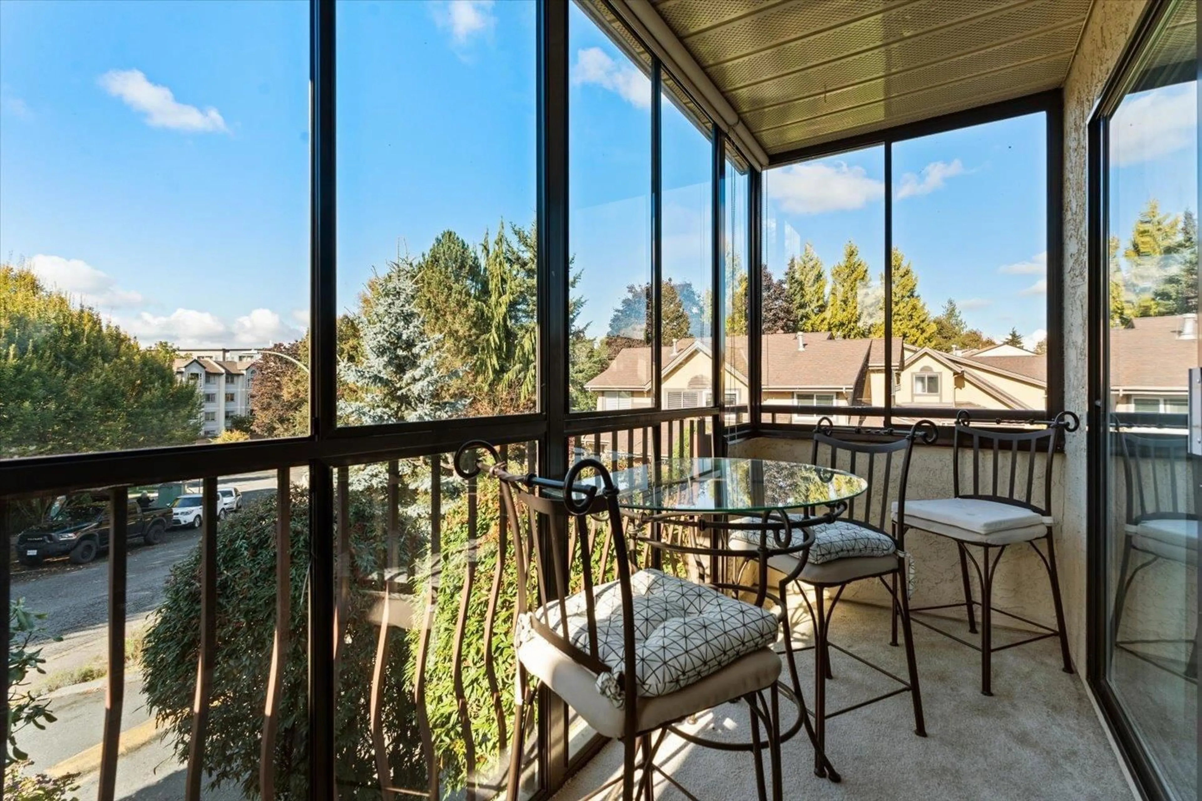 Patio, water/lake/river/ocean view for 106 - 32885 GEORGE FERGUSON WAY, Abbotsford British Columbia V2S7X1