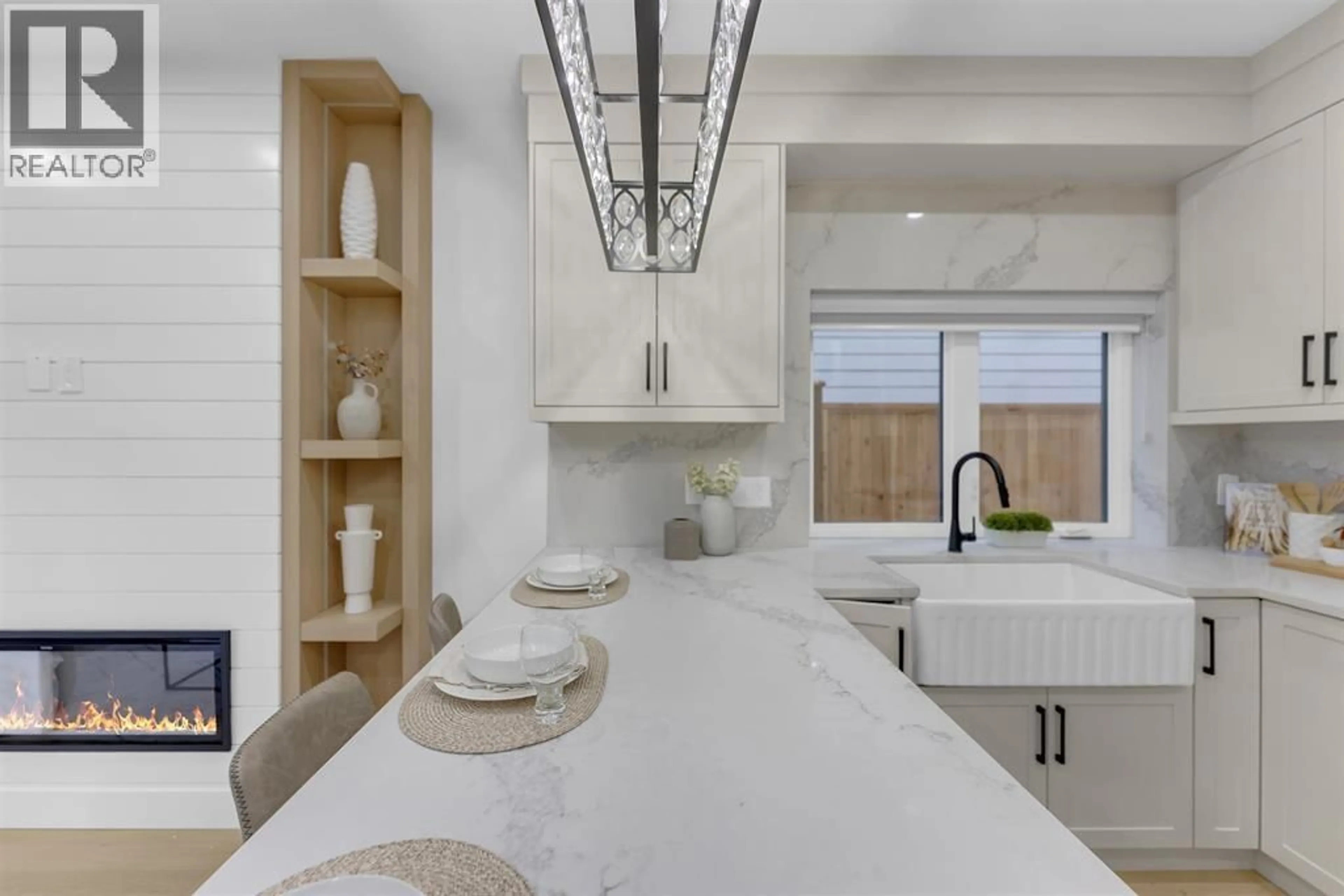 Contemporary kitchen, ceramic/tile floor for 2 - 2888 6TH AVENUE, Vancouver British Columbia V5M1R8